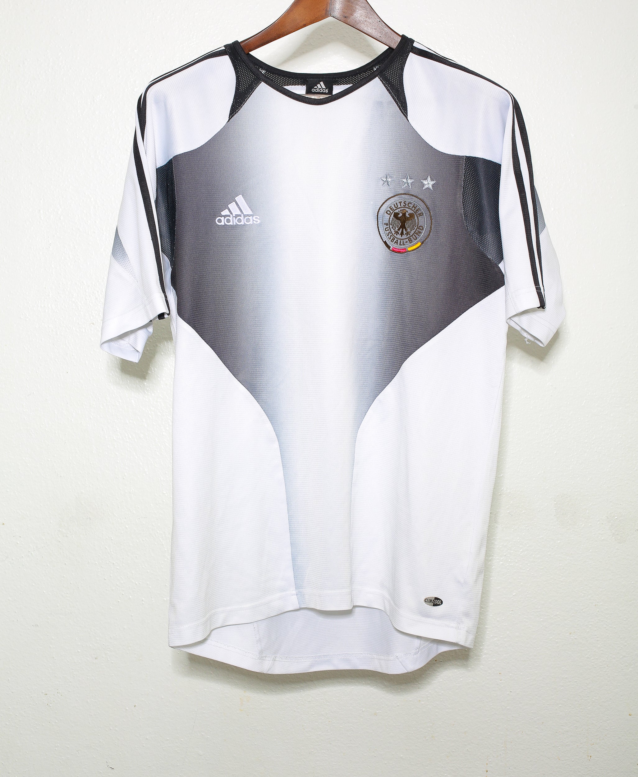 2004 Germany National Team Soccer Jersey - Authentic Replica Training Shirt (Large) - Perfect for Fans, Collectors & Match Days