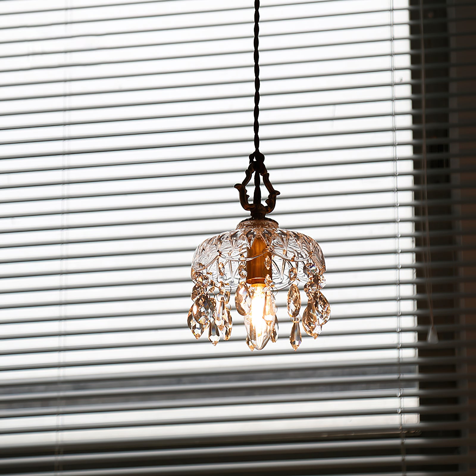 Crystal Haba Pendant Lamp - Modern Glass Ceiling Light Fixture for Dining Room, Kitchen, Living Room & Bedroom Decor