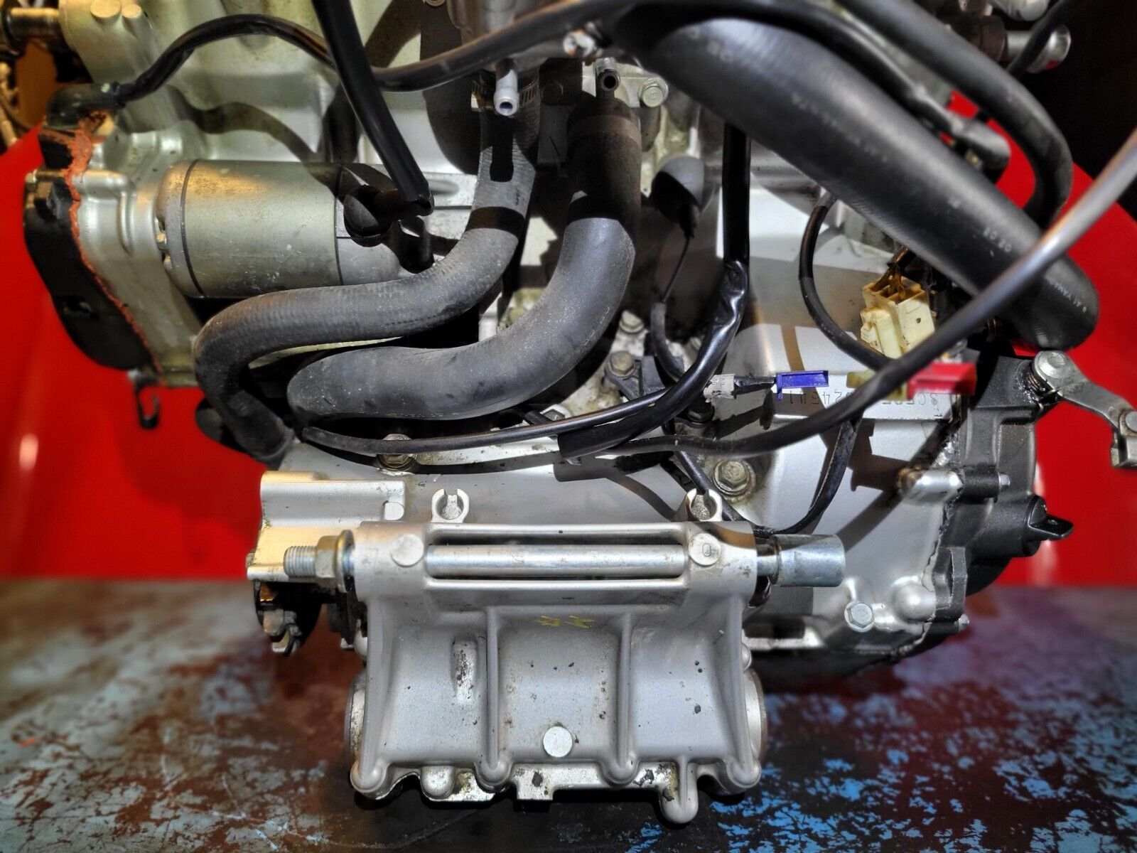 Honda CBR900RR CBR929RR Engine Motor 12K Miles - High Performance Replacement for Racing & Street Bikes - Perfect for Engine Rebuilds & Motorcycle Upgrades