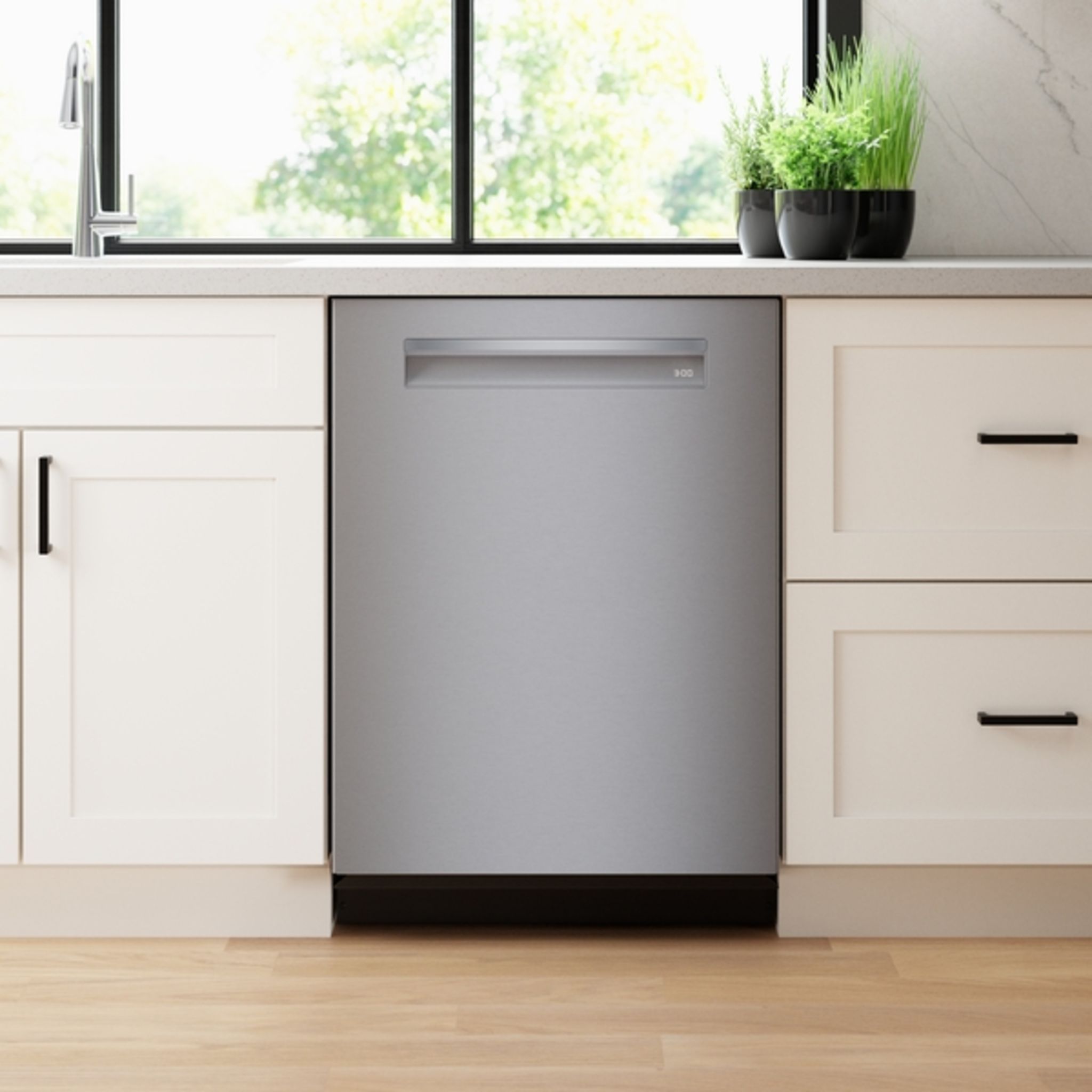 Bosch 800 Series SHP9PCM5N Built-In Dishwasher with Stainless Steel Tub - 44 dBA Ultra Quiet, 16 Place Settings, CrystalDry Technology - Perfect for Large Families and Open-Concept Kitchens