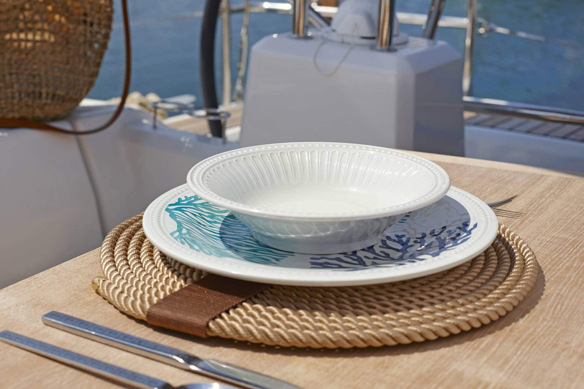 Harmony Mare 10.6 Inch Large Dinner Plates Set of 6 - Elegant Porcelain Tableware for Formal Dining, Wedding, Restaurant & Home Entertaining