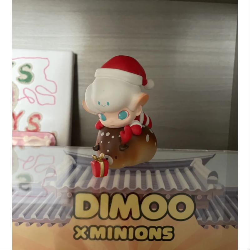 DIMOO Christmas 2020 Series Santa Claus Collectible Figure - Limited Edition Holiday Decor, Perfect for Xmas Tree Ornaments & Gift Giving