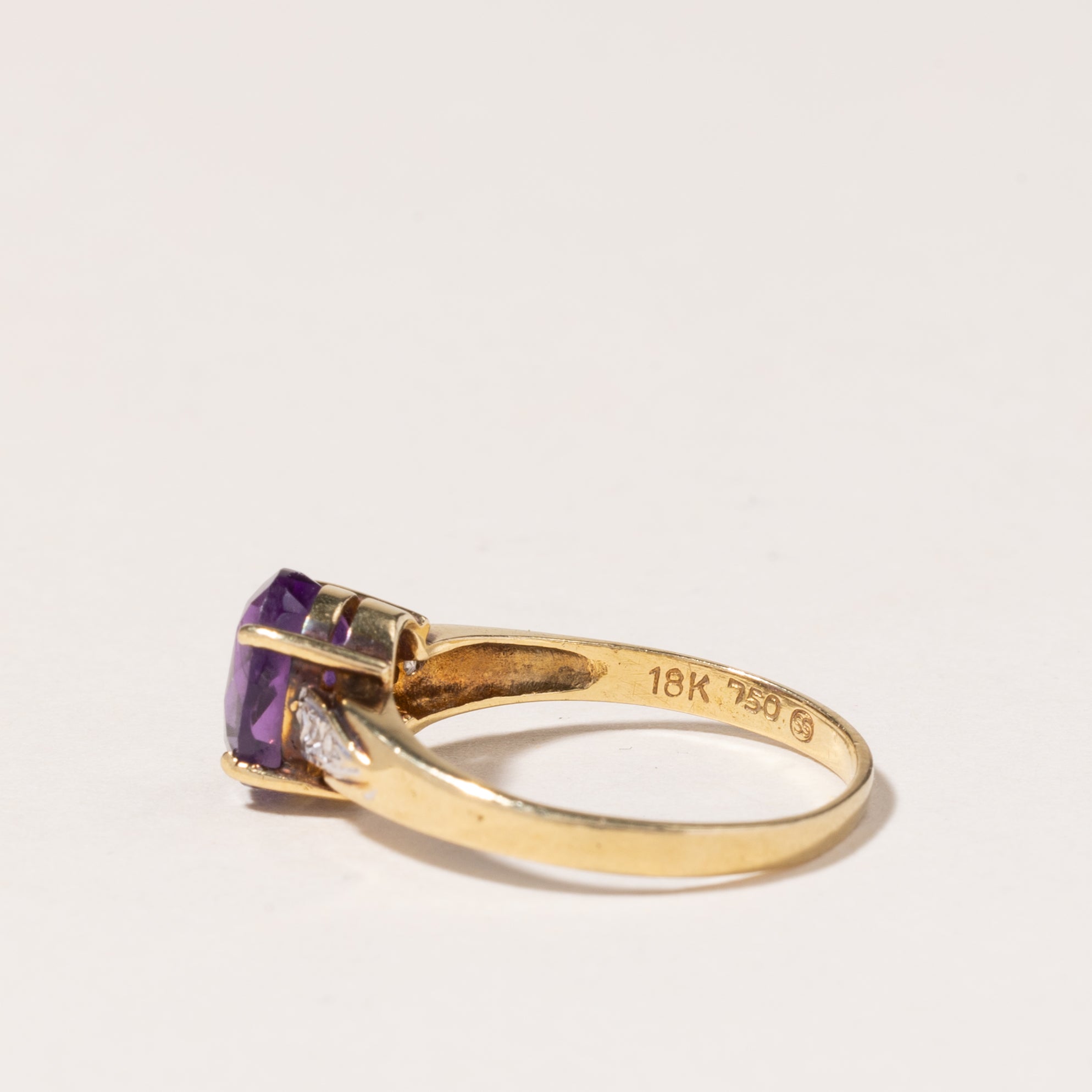 18K Yellow Gold Amethyst and Diamond Ring - 1.19ct Amethyst with 0.02ctw Diamond Accents - Size 5.5 - Elegant Jewelry for Women, Perfect for Engagement, Anniversary or Special Occasion Gifts