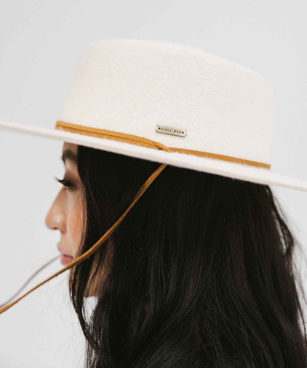 Premium Wren Telescope Crown in Off White - High-Quality Astronomy Accessory for Stargazing & Telescope Decoration | Perfect for Home Observatories & Astronomy Enthusiasts