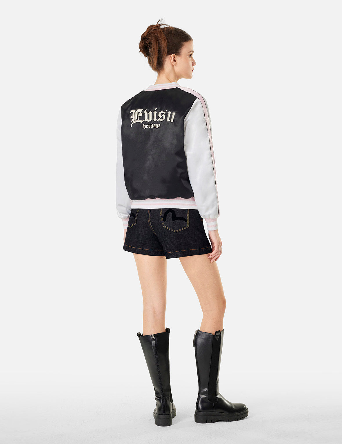 Stylish Allover Logo Jacquard & Seagull Embroidery Loose Fit Denim Shorts for Women - Comfortable Casual Summer Wear for Beach, Shopping & Outdoor Activities