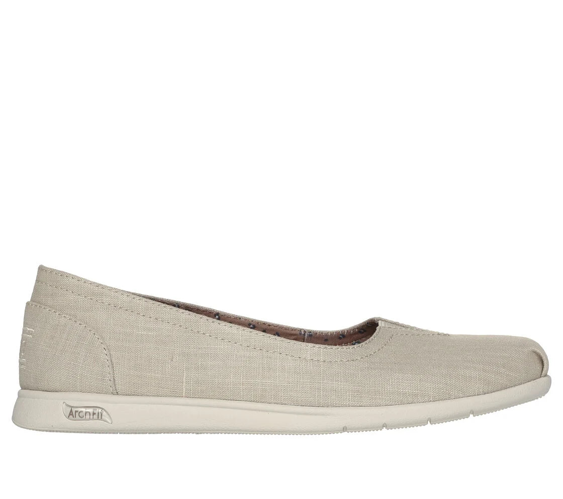Women's BOBS Arch Fit Plush Comfort Slip-On Shoes - Lightweight Walking Shoes for Women with Cushioned Support - Perfect for Casual Wear, Errands & Travel