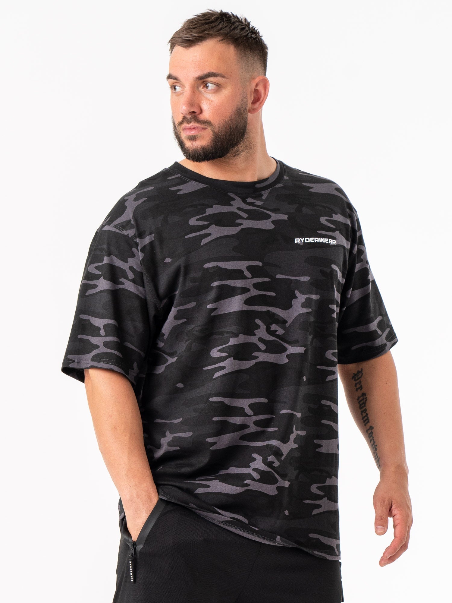 Energy Oversized T-Shirt - Black Camo Print | Comfortable Streetwear for Men & Women | Perfect for Casual Outfits, Gym, and Everyday Wear