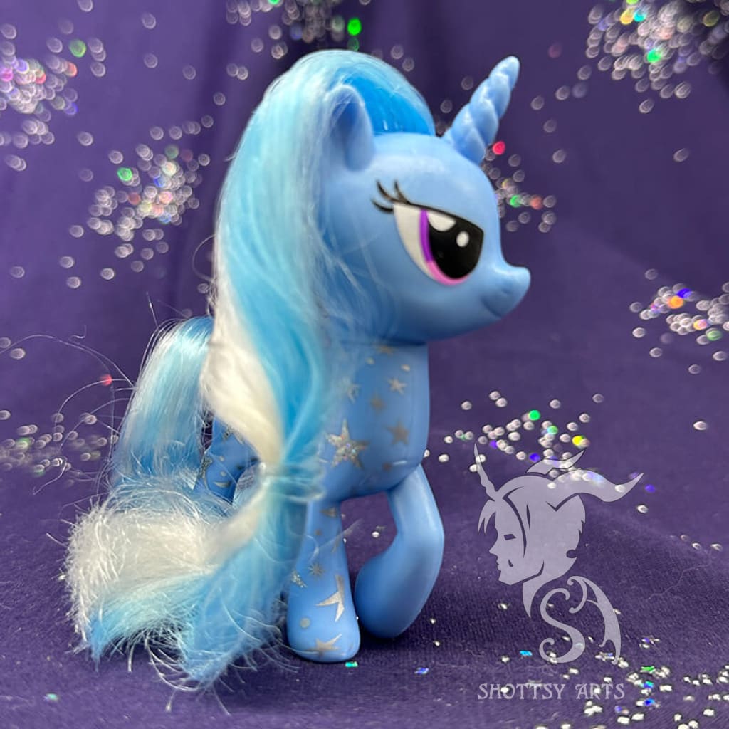 Trixie Lulamoon (Reboot) - Official Merchandise | Collectible Figure for My Little Pony Fans | Perfect for Display, Gifts & Cosplay