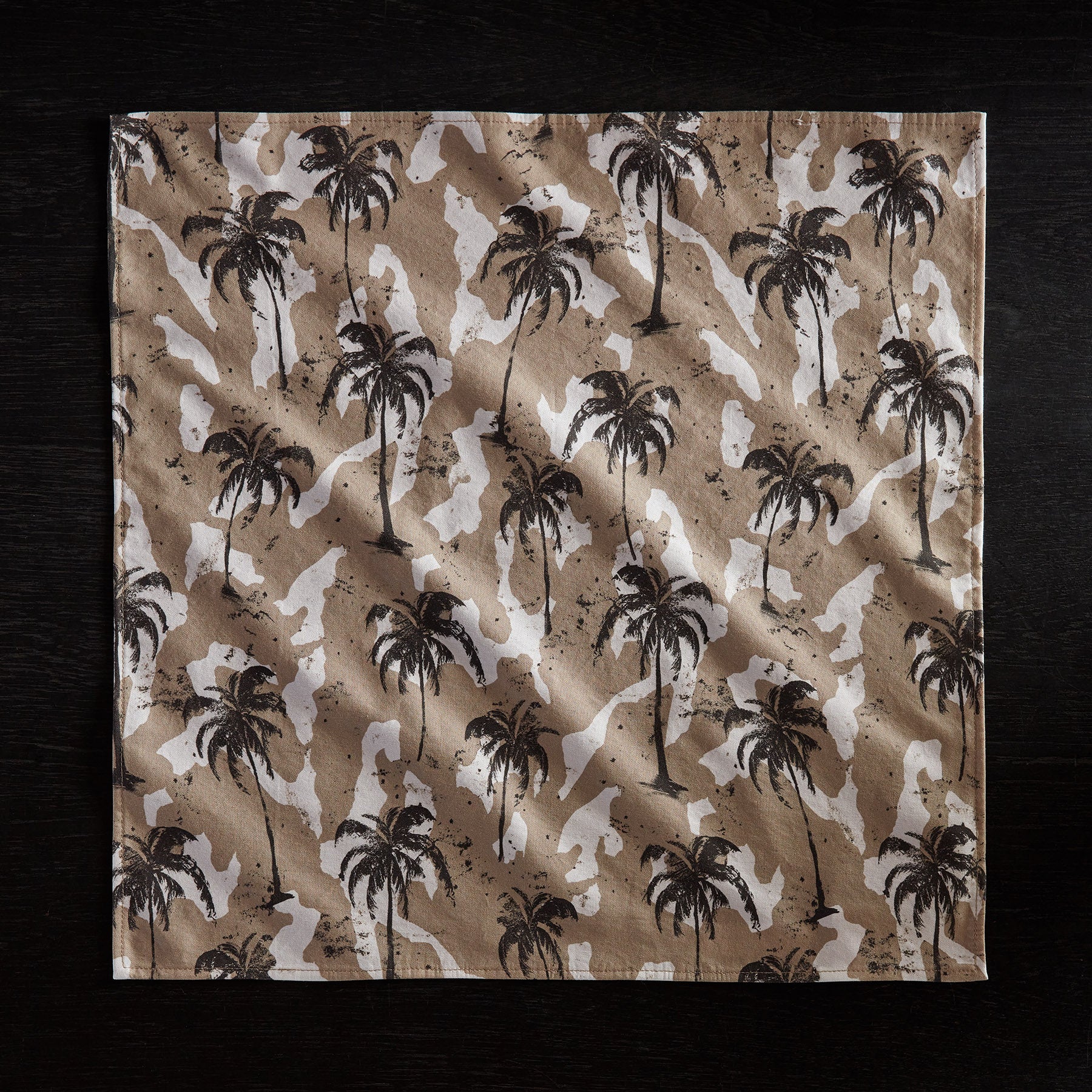 Camo Palm Print Table Napkins - Desert Camouflage Design for Outdoor Dining, Picnics, and Camping - Waterproof & Durable Party Supplies for BBQs and Events