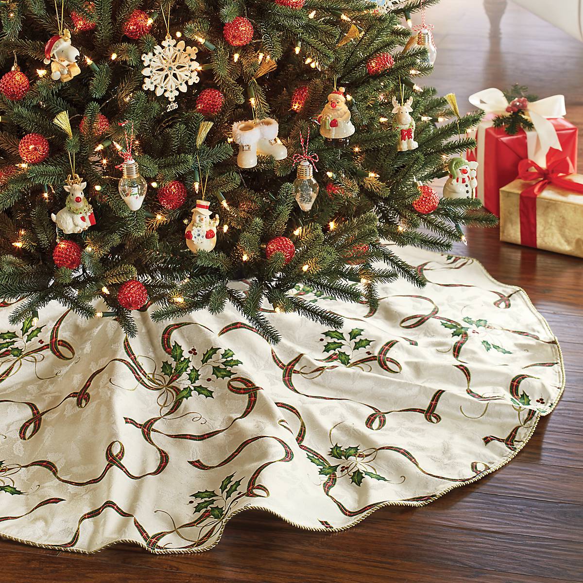 Elegant Holiday Nouveau Christmas Tree Skirt - Festive Xmas Decor for Living Room, Party & Home Celebration