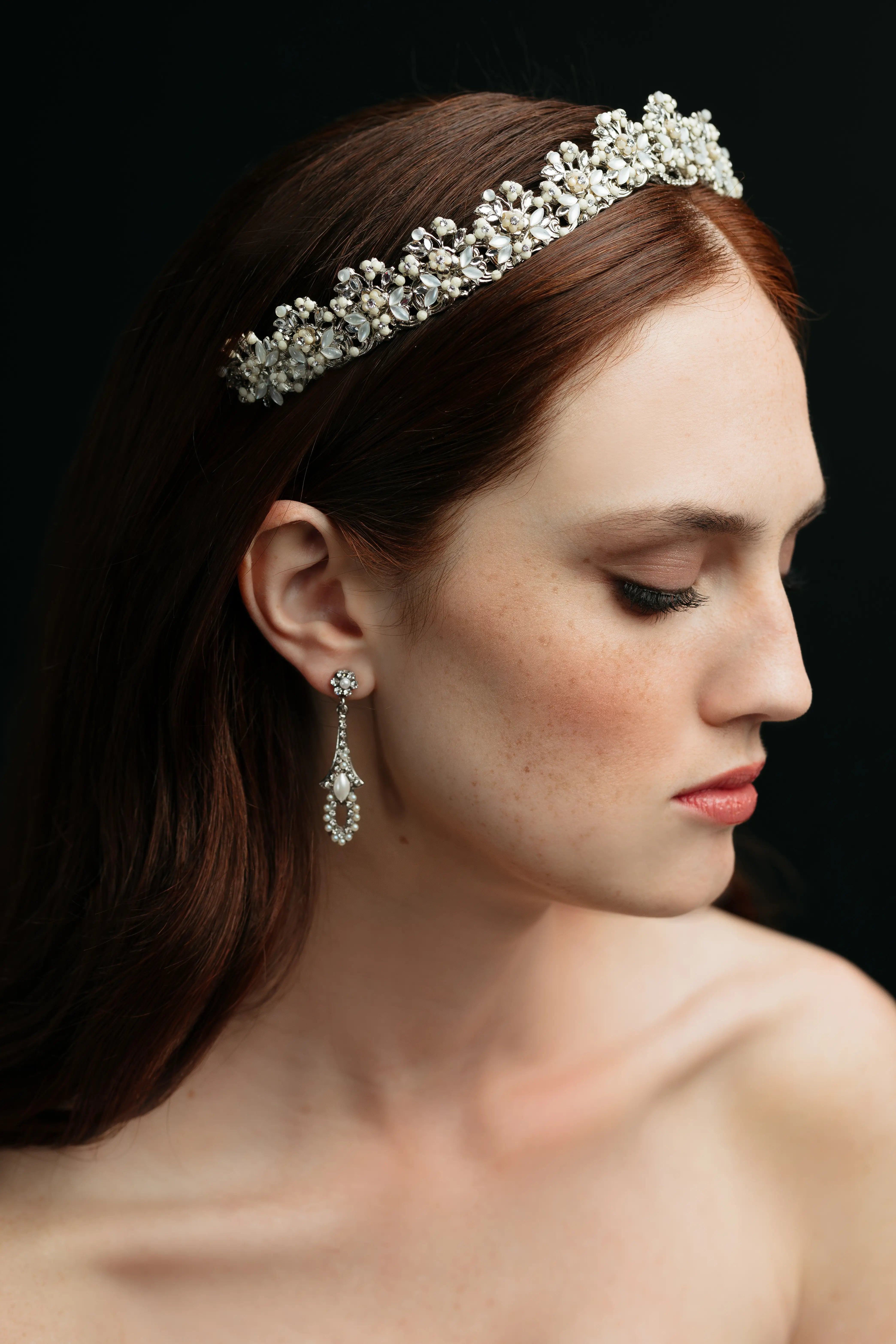 Enchanted Crown - Elegant Princess Tiara for Parties, Weddings & Cosplay | Sparkling Rhinestone Headpiece for Women & Girls