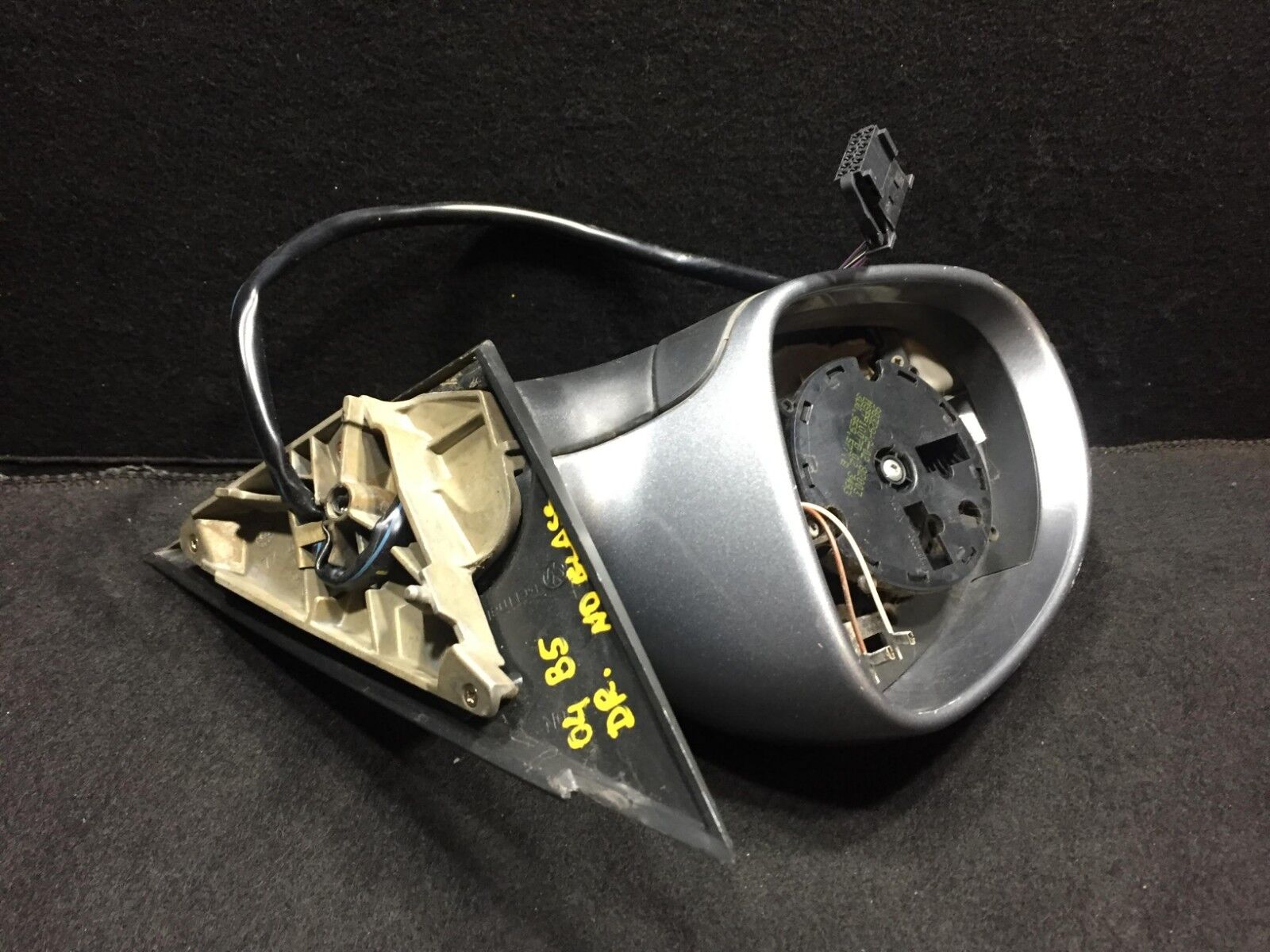 2005 Volkswagen Passat Left Driver Side Door Mirror Without Glass OEM D23 - Replacement for Broken or Damaged Mirrors, Perfect for DIY Auto Repairs
