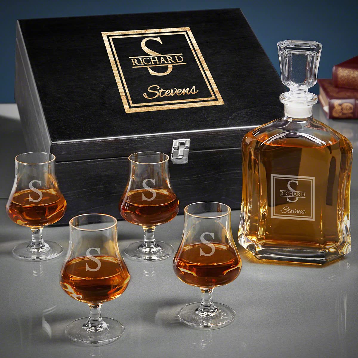 Personalized Oakhill Custom Argos Whiskey Decanter Gift Set with 2 Nosing Glasses - Engraved Liquor Decanter for Bourbon, Scotch & Whiskey - Perfect for Anniversary, Wedding & Housewarming Gifts