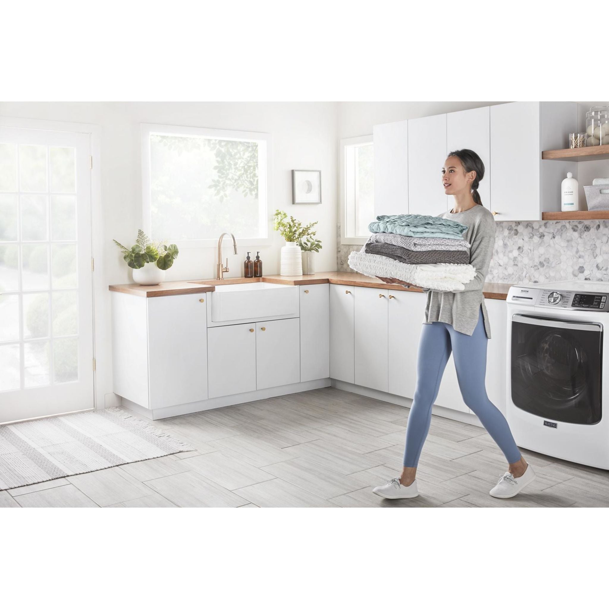 Maytag MHW8630HW 4.5 cu. ft. Front Load Washer in White - Energy Efficient Large Capacity Washing Machine for Home Laundry Room
