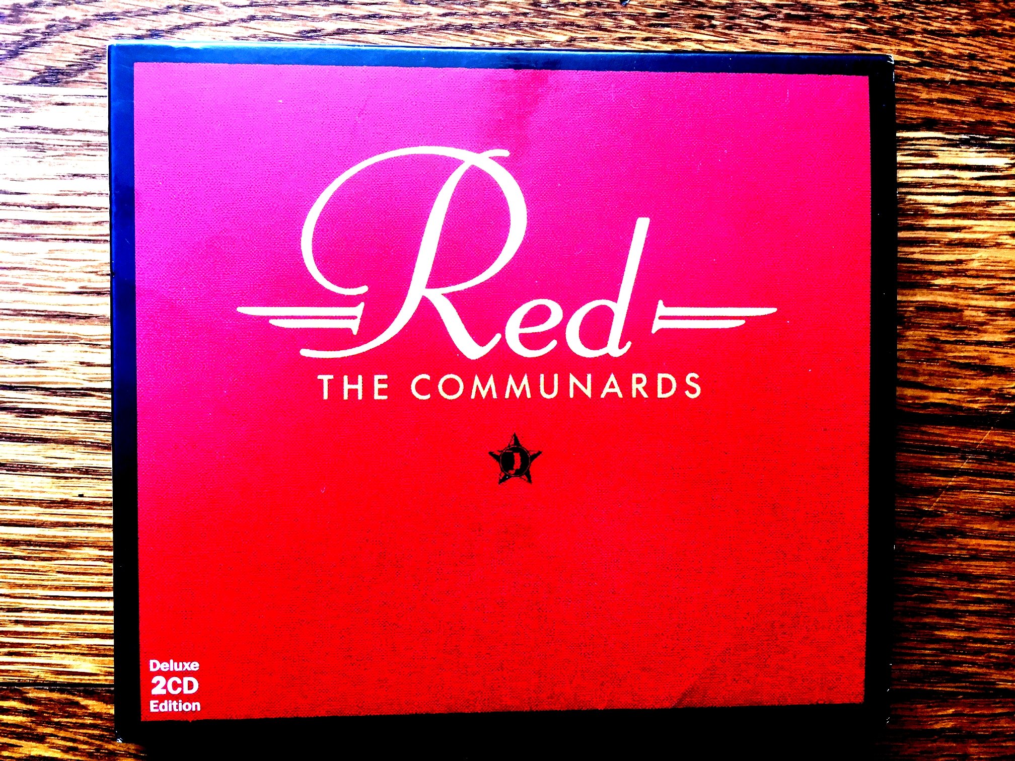 Vibrant Red Home Decor & Gifts - Perfect for Christmas, Valentine's Day & Party Decorations | Elegant Red Accents for Living Room, Bedroom & Office
