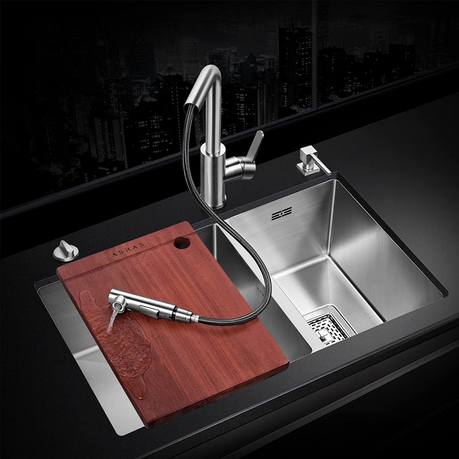 Modern Kitchen Faucet with Removable Multi-Function Sprayer - 304 Stainless Steel Single Handle 3-Mode Pull-Down Sink Faucet, 360° Swivel Spout for Easy Cleaning & Dishwashing