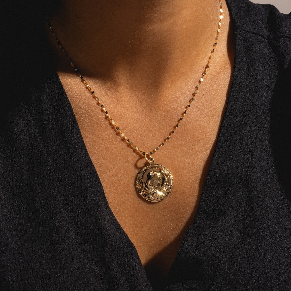 Mother Mary Vintage Charm Pendant Necklace - Religious Jewelry for Women - Perfect for Gifts, Baptism, First Communion & Everyday Faith Wear