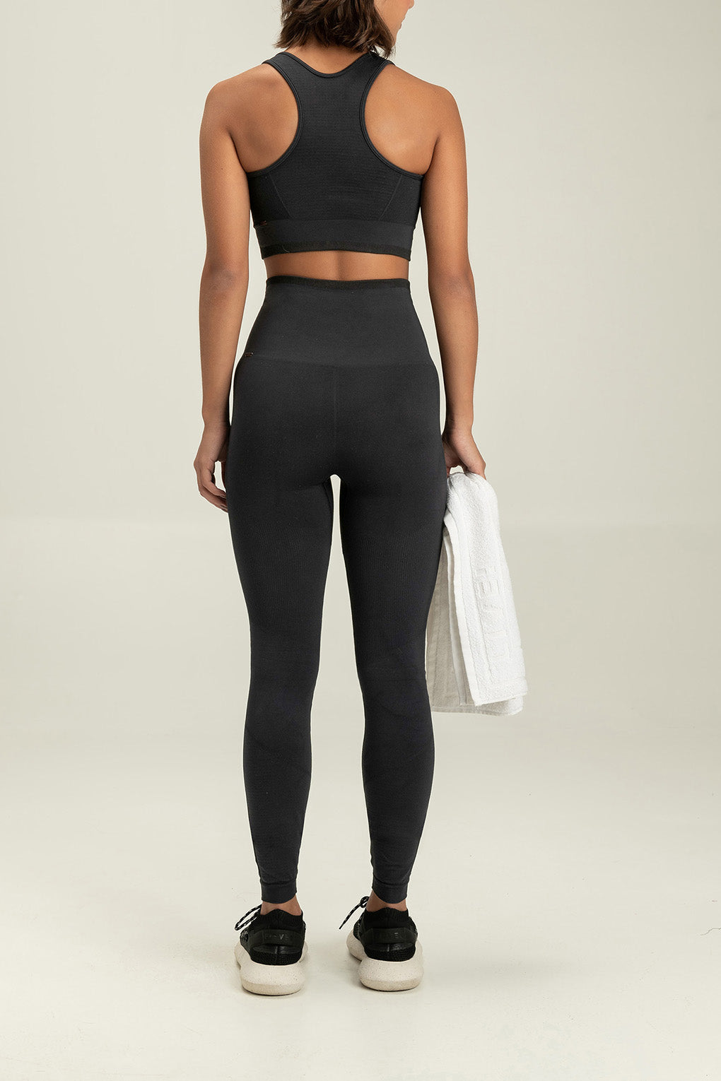 Seamless Contour Sports Bra for Women - High Support Workout Top for Running, Yoga & Gym - Comfortable Breathable Activewear
