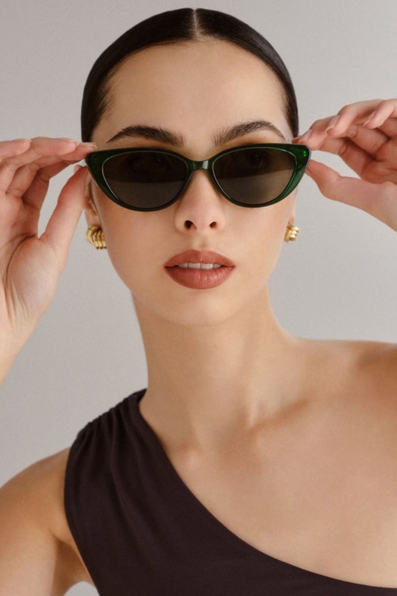 Amalthea Green Polarized Sunglasses for Women & Men - UV Protection, Fashionable & Lightweight - Perfect for Driving, Beach, and Outdoor Activities