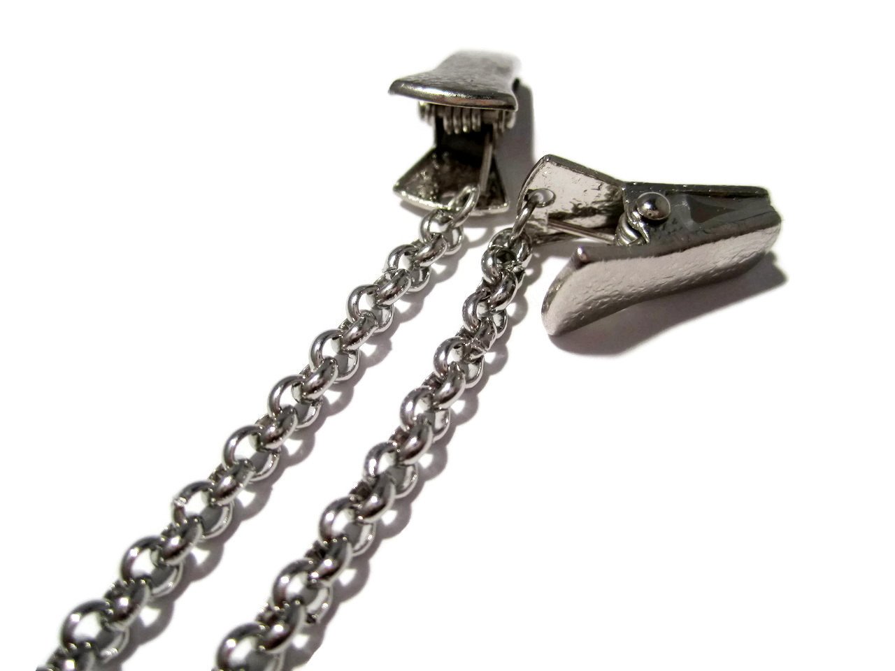 Circles Chain Clip Eyeglass Holder - Secure Glasses Holder with Strong Clip Grips for Reading, Driving & Outdoor Activities