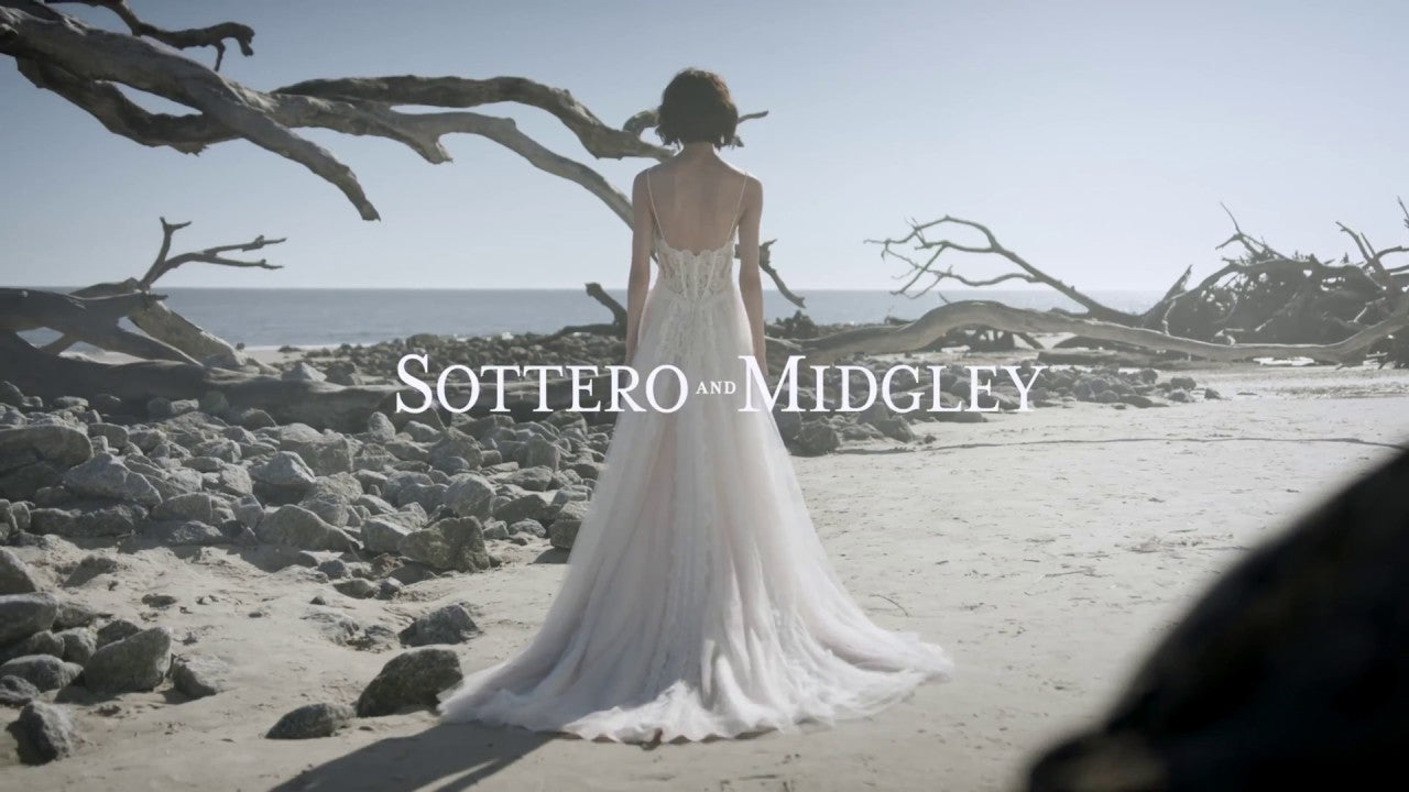 Sottero and Midgley Olson Sample Wedding Gown - Elegant Lace Bridal Dress for Bride, Perfect for Church Ceremony & Outdoor Wedding Photography