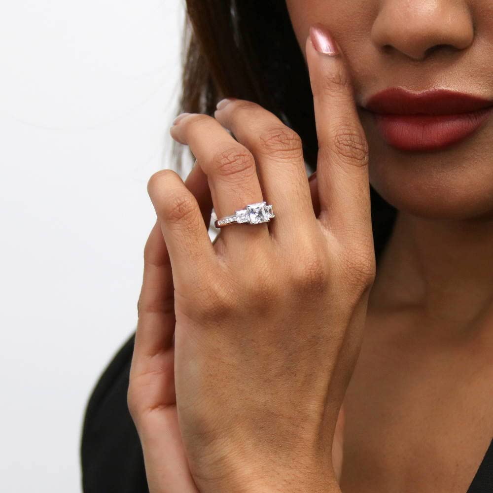 BERRICLE Sterling Silver 3-Stone Princess Cut Cubic Zirconia Wedding Engagement Ring for Women - 1.6 Carat CZ Promise Ring, Rhodium Plated, Size 4-10 - Perfect for Proposals, Anniversaries & Special Occasions