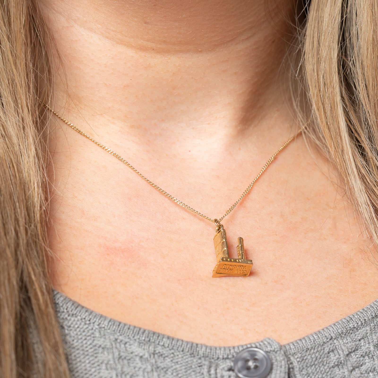 14K Yellow Gold Toronto City Hall Charm Pendant - Perfect for Necklaces, Bracelets & Jewelry Gifts for Travel Lovers