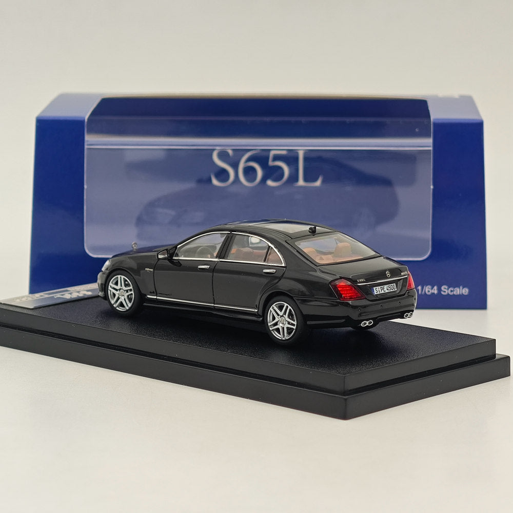 1/64 Scale Mercedes Benz S65L V12 Black Sedan Diecast Model Car - Collectible Sports Car for Display, Gifts & Car Enthusiasts