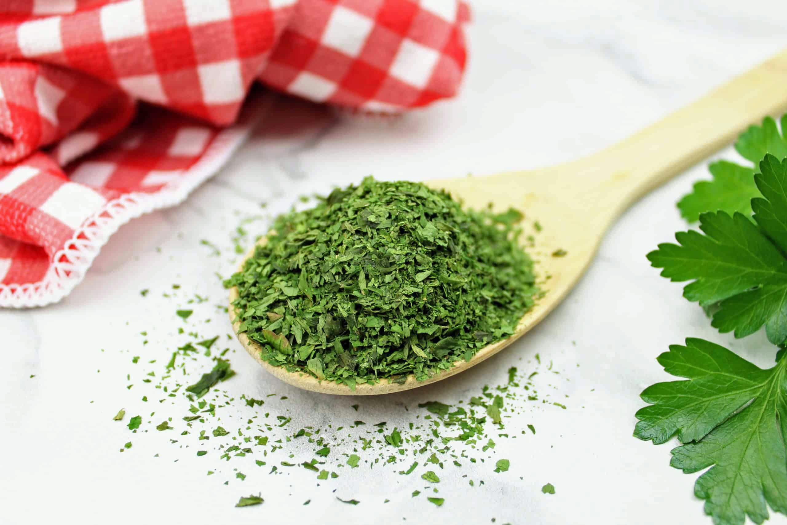 Organic Parsley Flakes - 1 lb (16oz) - 100% Certified Organic - EarthWise Aromatics - Perfect for Cooking, Seasoning & Garnishing Dishes