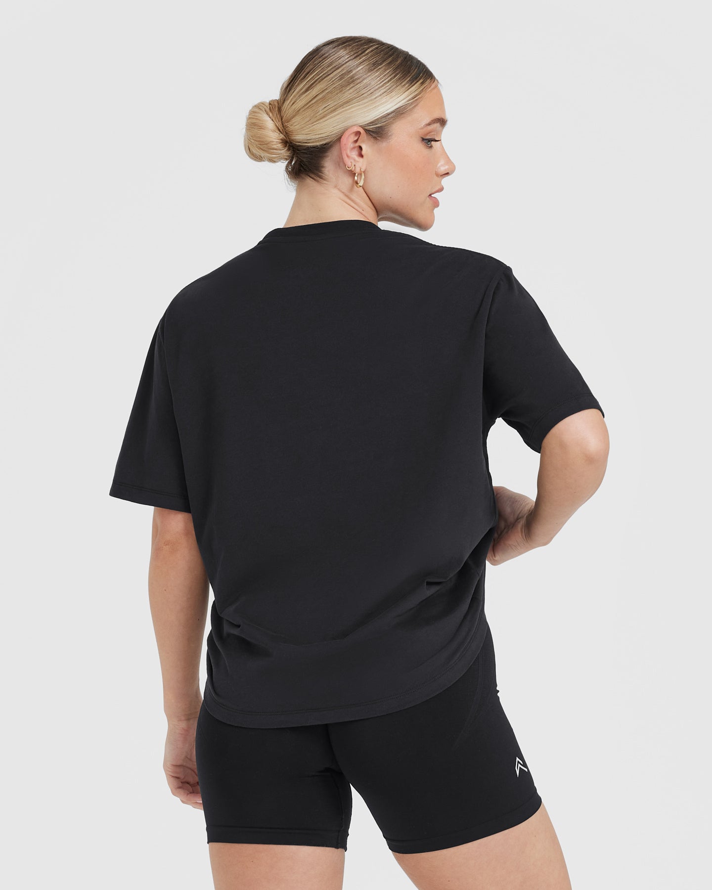 Classic Oversized Lightweight T-Shirt for Men & Women - Soft Cotton Comfort Fit Black Tee - Perfect for Casual Wear, Lounge & Street Style Fashion