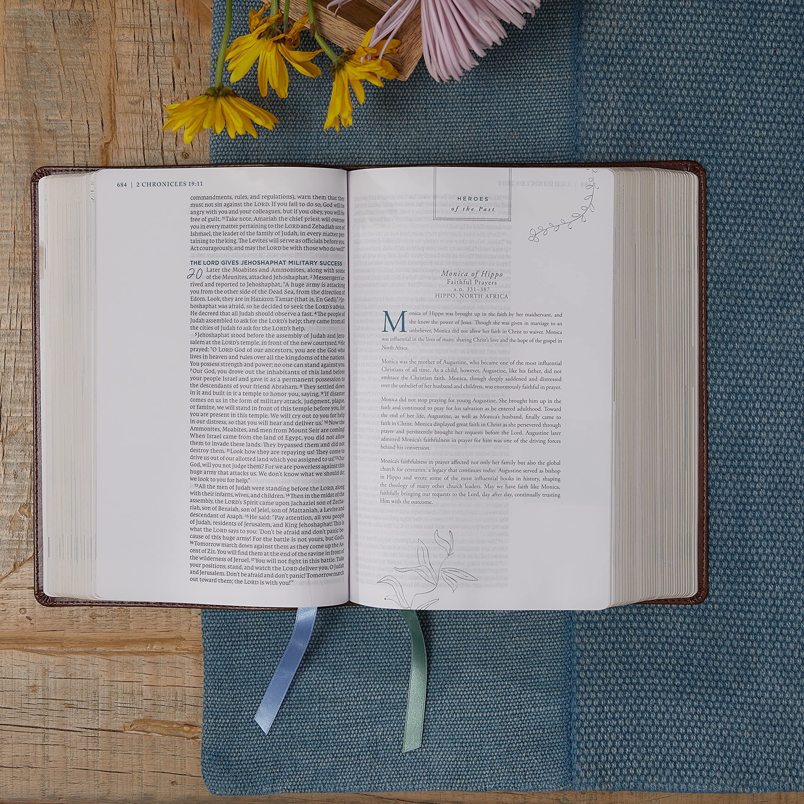 Young Women Love God Greatly Bible: SOAP Method Study Bible (NET, Brown Leathersoft, Comfort Print) - Perfect for Devotional Study, Small Groups & Personal Spiritual Growth