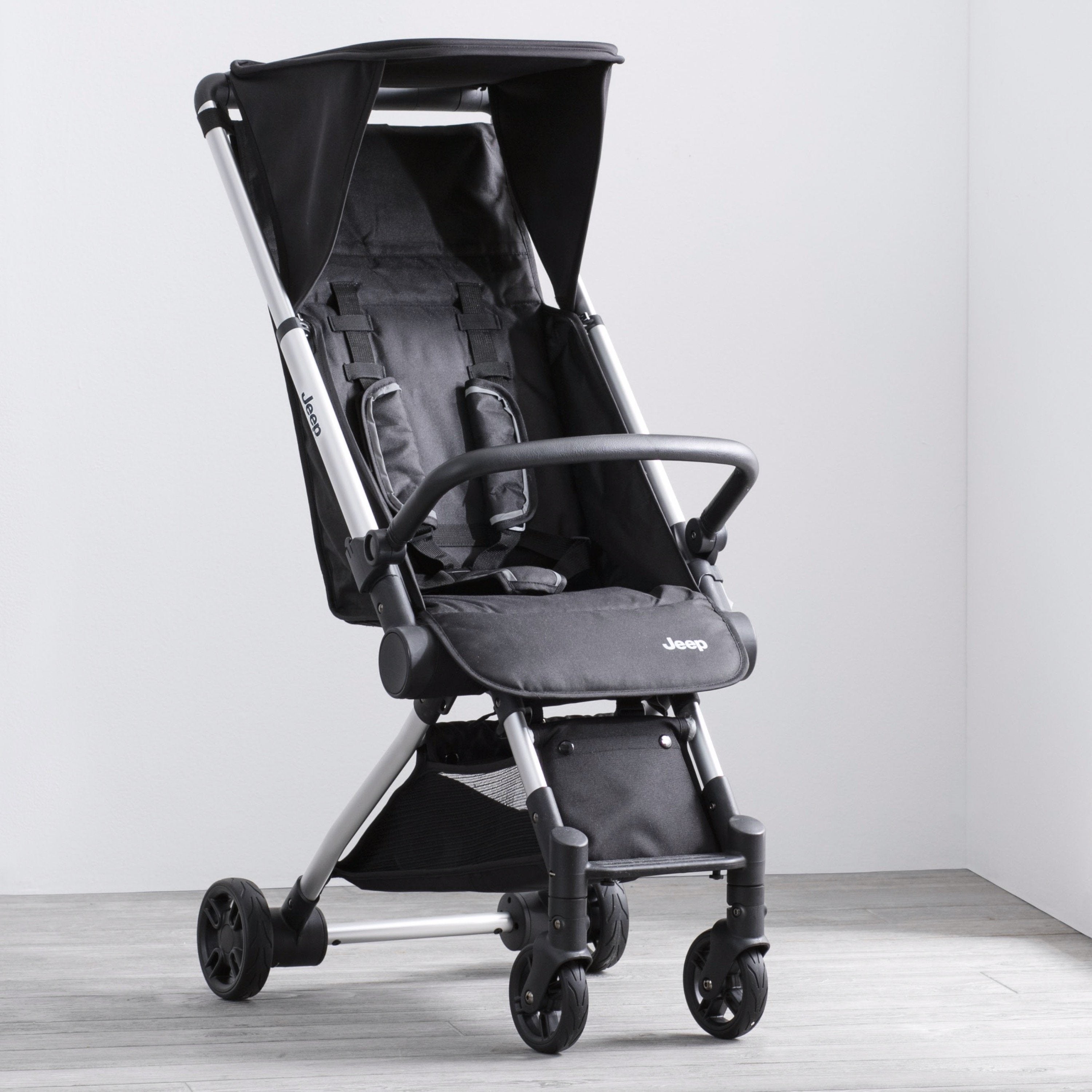 Jet Black (2095)