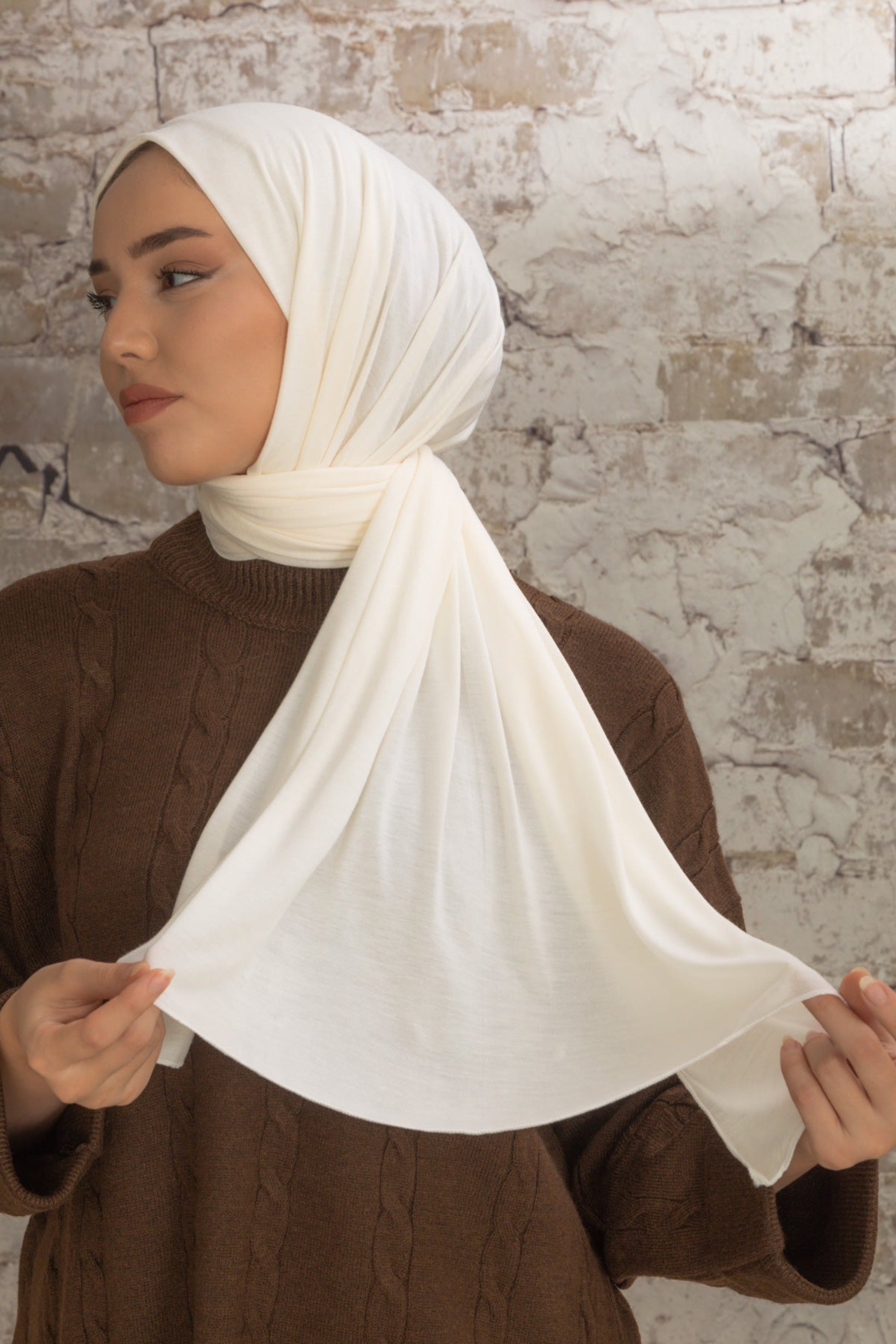 Stylish Jersey Hijabs for Women - Soft & Comfortable Muslim Headscarves - Perfect for Daily Wear, Prayer, and Modest Fashion