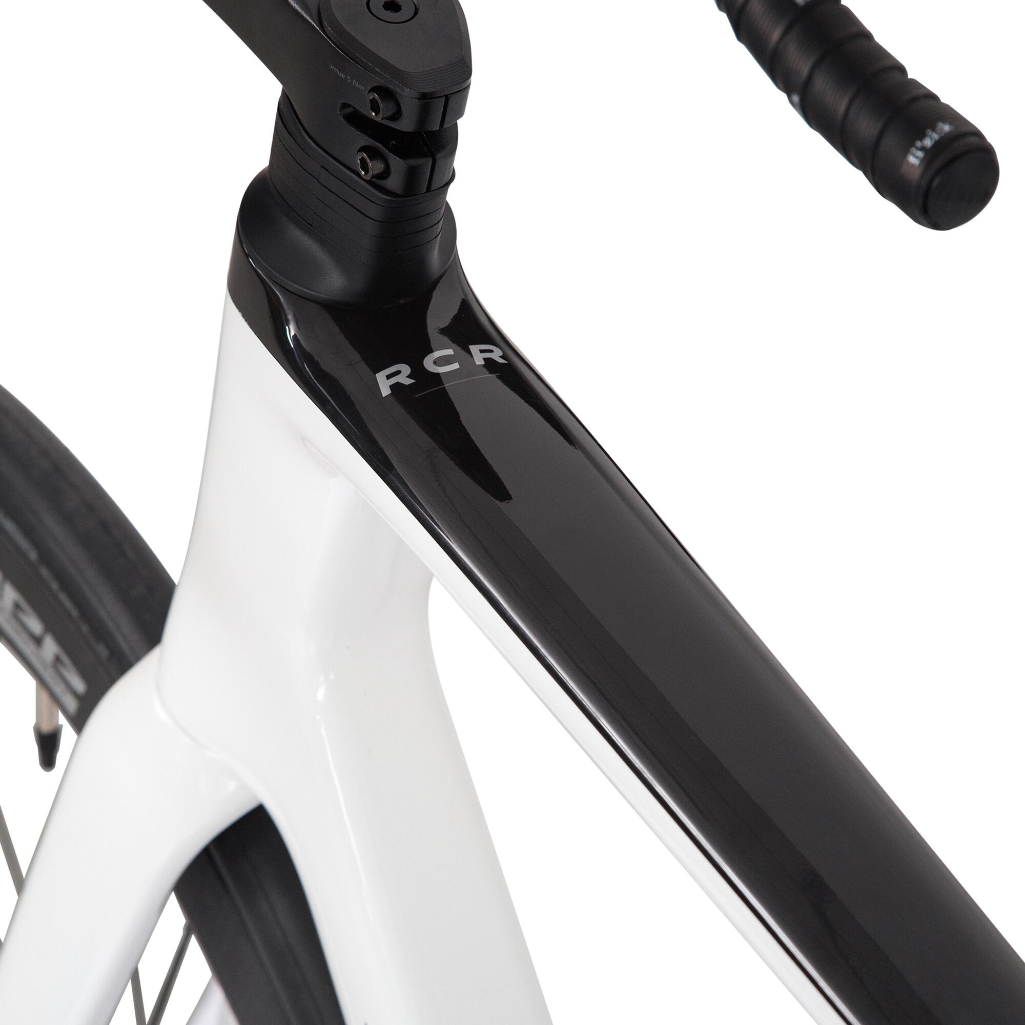 Van Rysel RCR Force AXS Road Bike - Lightweight Carbon Frame, Wireless Shifting - Perfect for Racing & Endurance Cycling