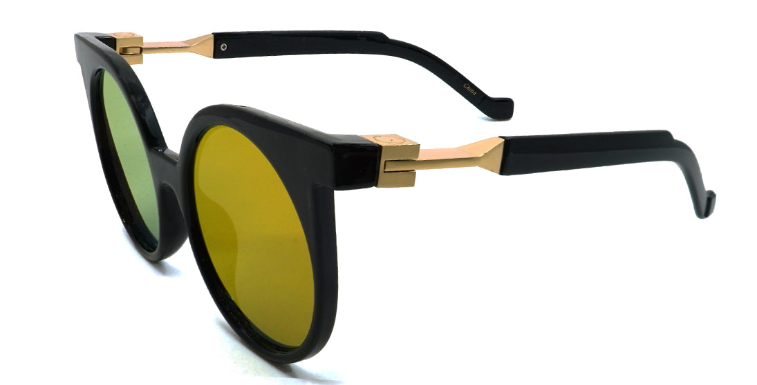 Stylish Polarized Sunglasses P30116CM - UV Protection, Lightweight & Comfortable for Outdoor Activities, Driving, Beach & Travel