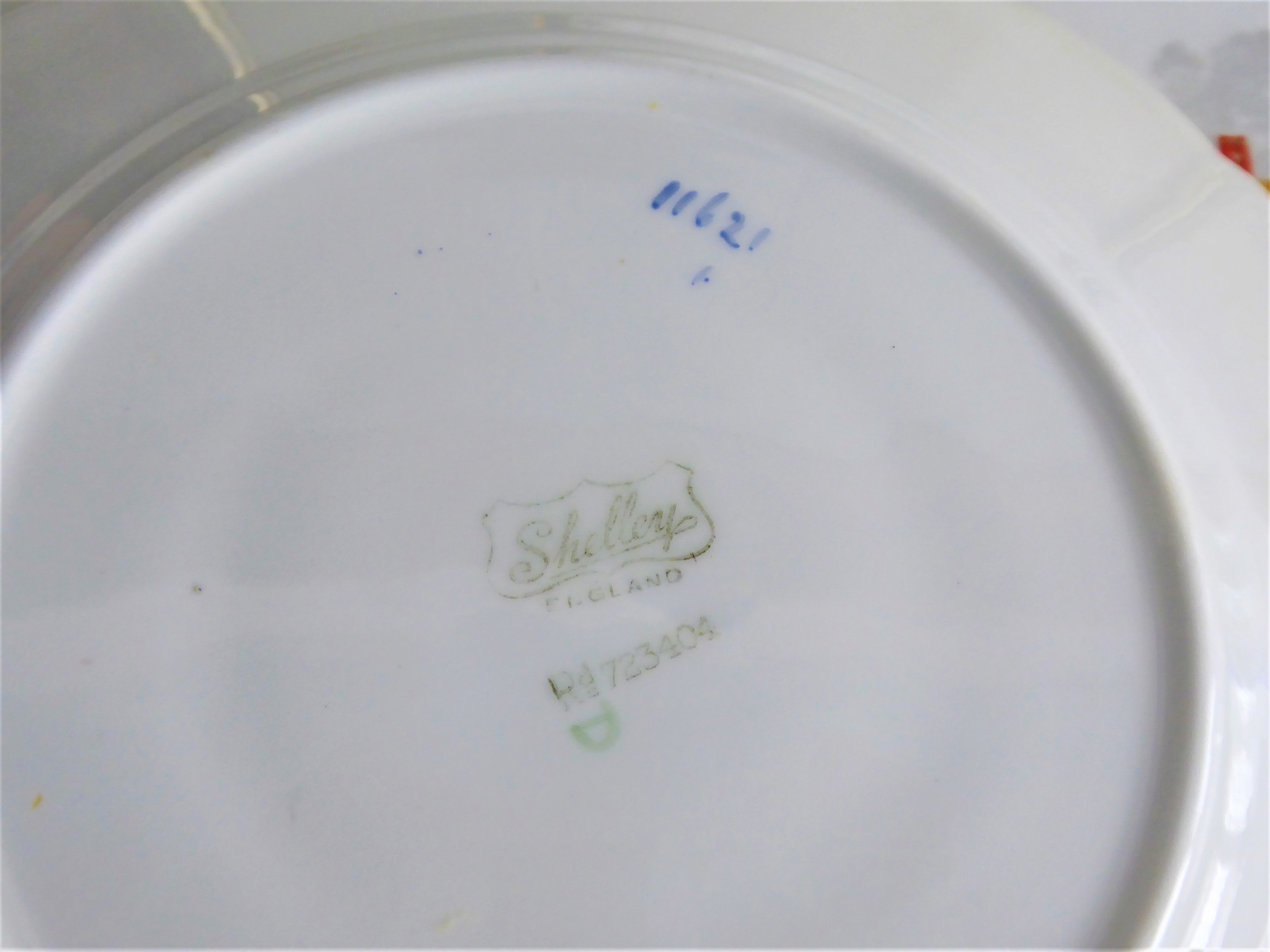 Vintage Shelley Cottage 2 Queen Anne Plate Set of 4 Salad Serving Plates - 1930s Antique English Dinnerware for Collectors & Tea Parties