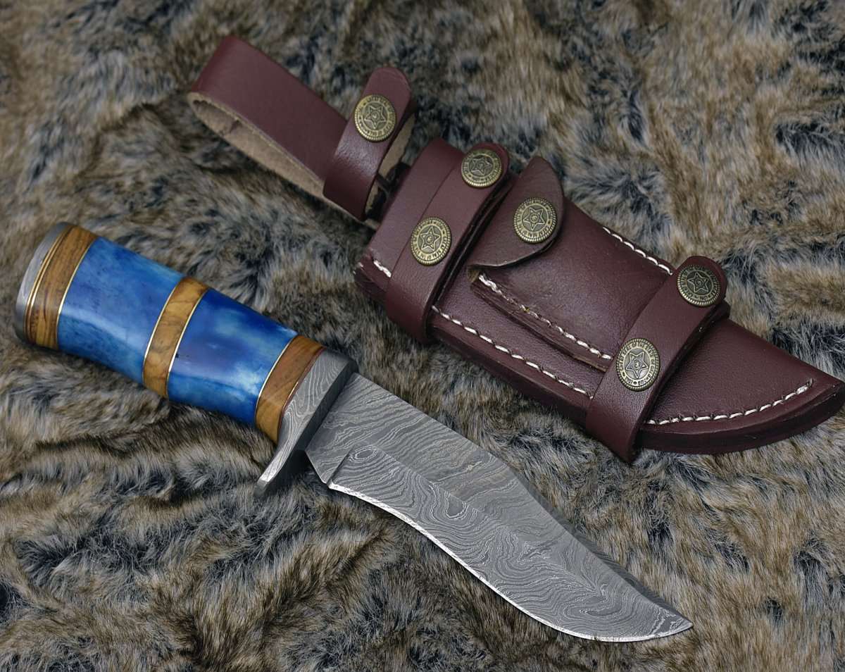 Premium Damascus Steel Hunting Knife - Big Game Hunting Knife with Bone & Olive Wood Handle, Leather Sheath - Ideal for Outdoor Adventures, Camping, and Survival Gear