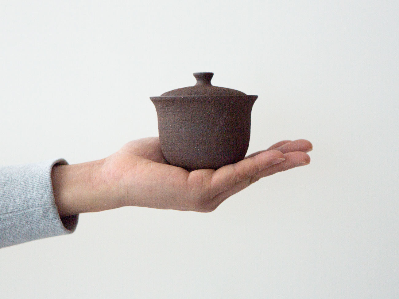 Premium Textured Ceramic Gaiwan Tea Set - Handcrafted Traditional Chinese Tea Brewing Cup for Loose Leaf Tea - Perfect for Gongfu Tea Ceremony, Home Brewing & Gift Giving
