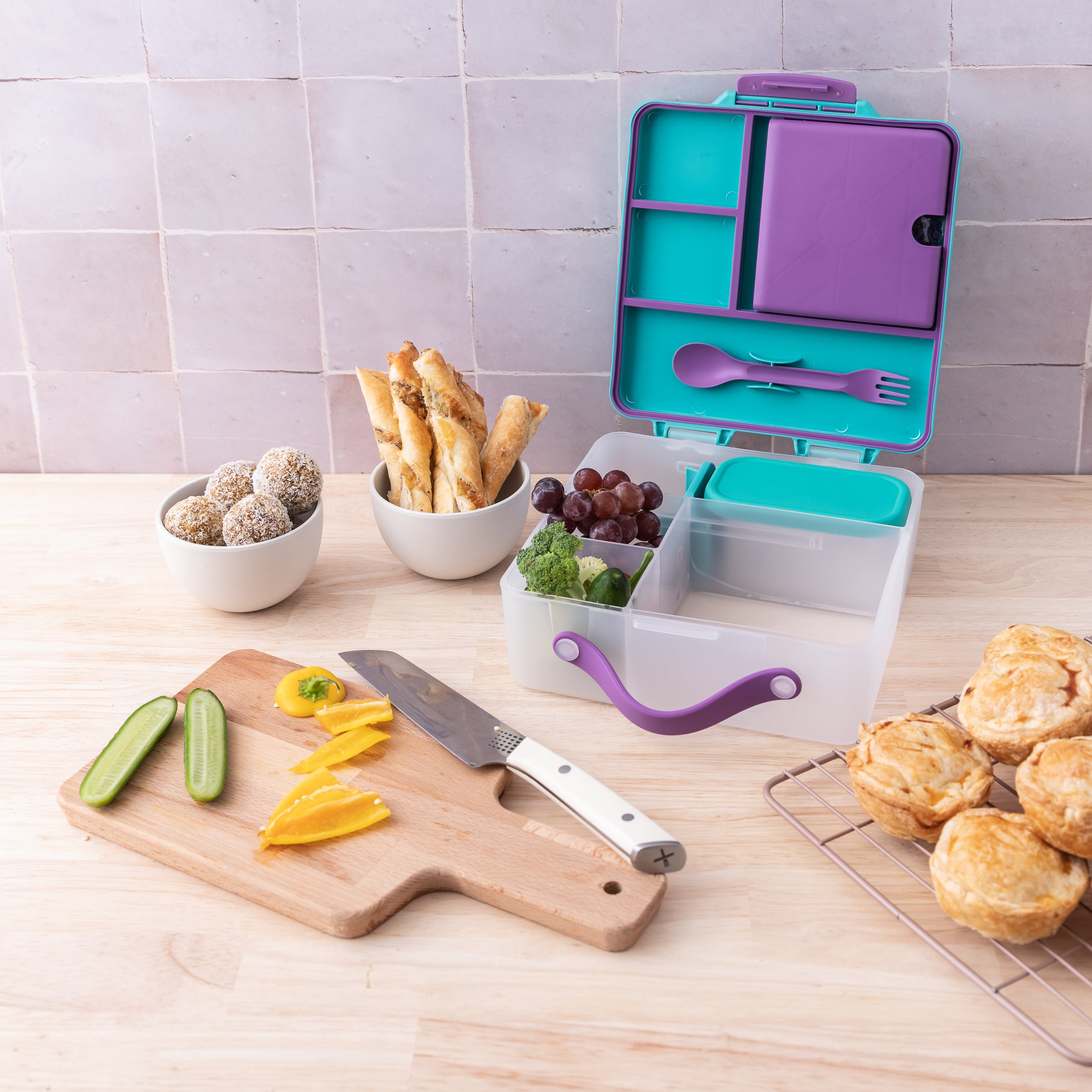 TheMix Bento Box - 3 Compartment Leak-Proof Lunch Container for Adults & Kids | Microwave & Dishwasher Safe | Perfect for Office, School, Picnics & Meal Prep