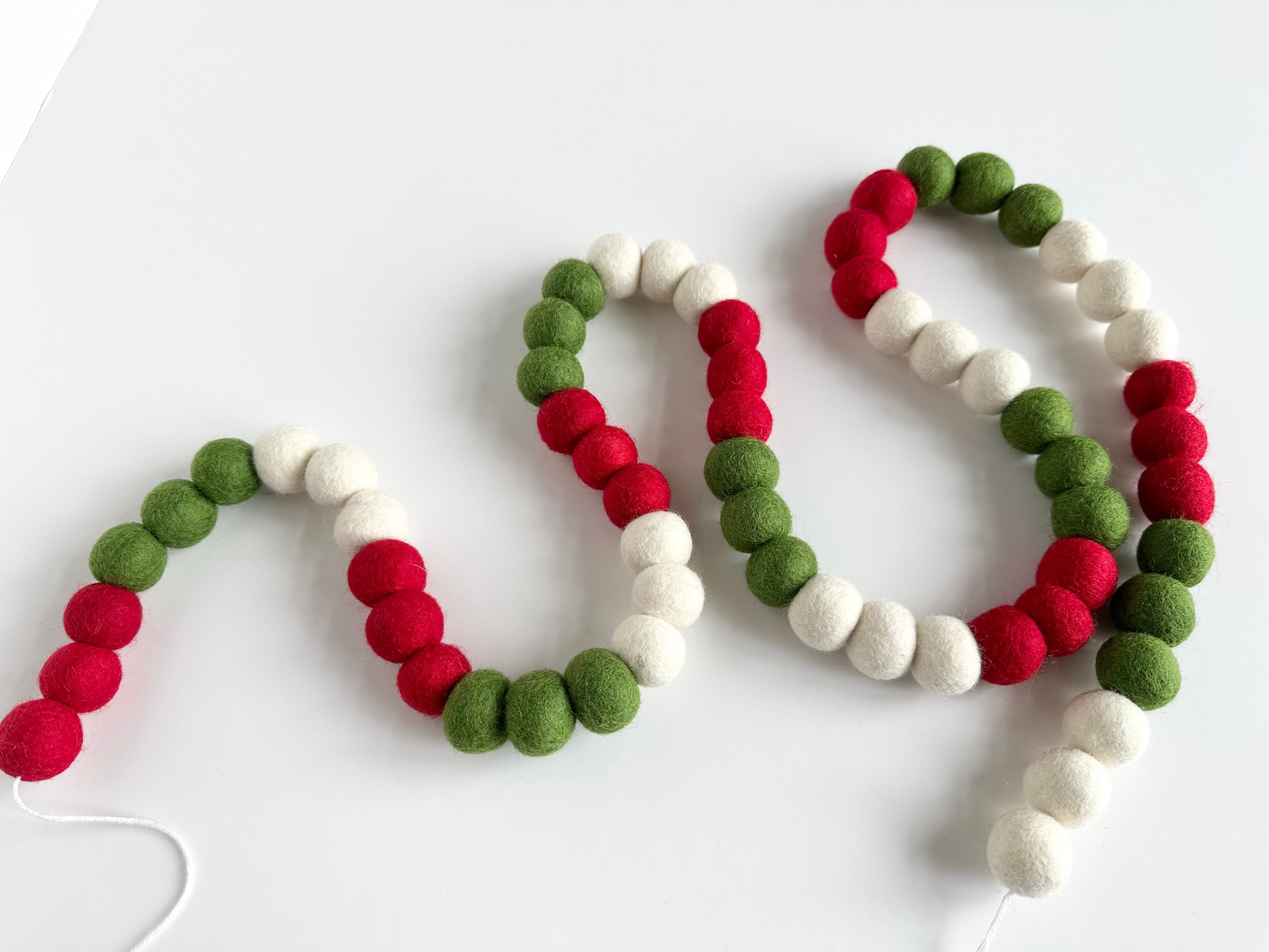 Vibrant Christmas Color Block Garland - Decorative Holiday Party Decor for Tree, Mantel & Festive Home Decorations