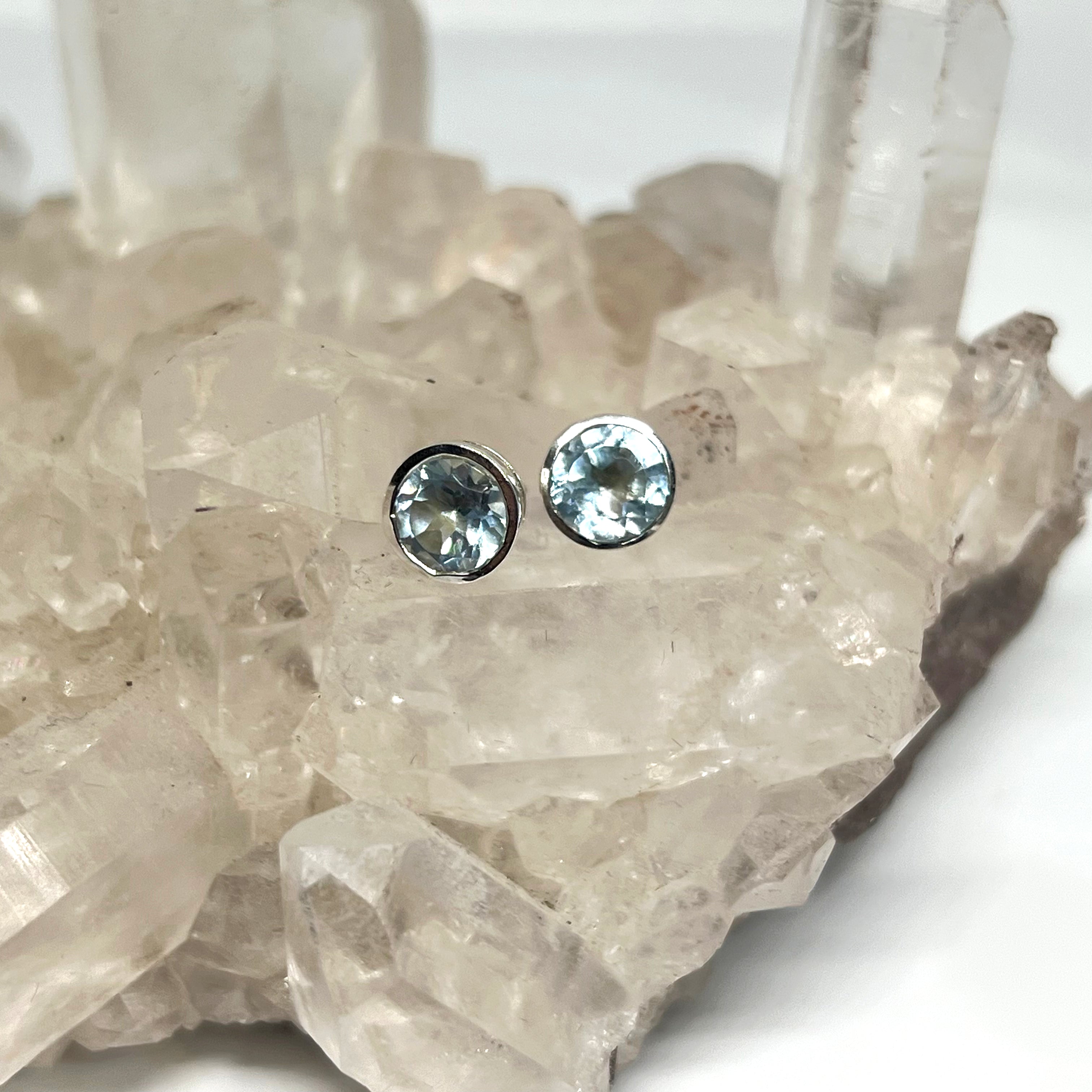 Round Faceted Gemstone Bezel Set Stud Earrings PSE003 - Elegant Jewelry for Women, Perfect for Parties, Weddings & Everyday Wear