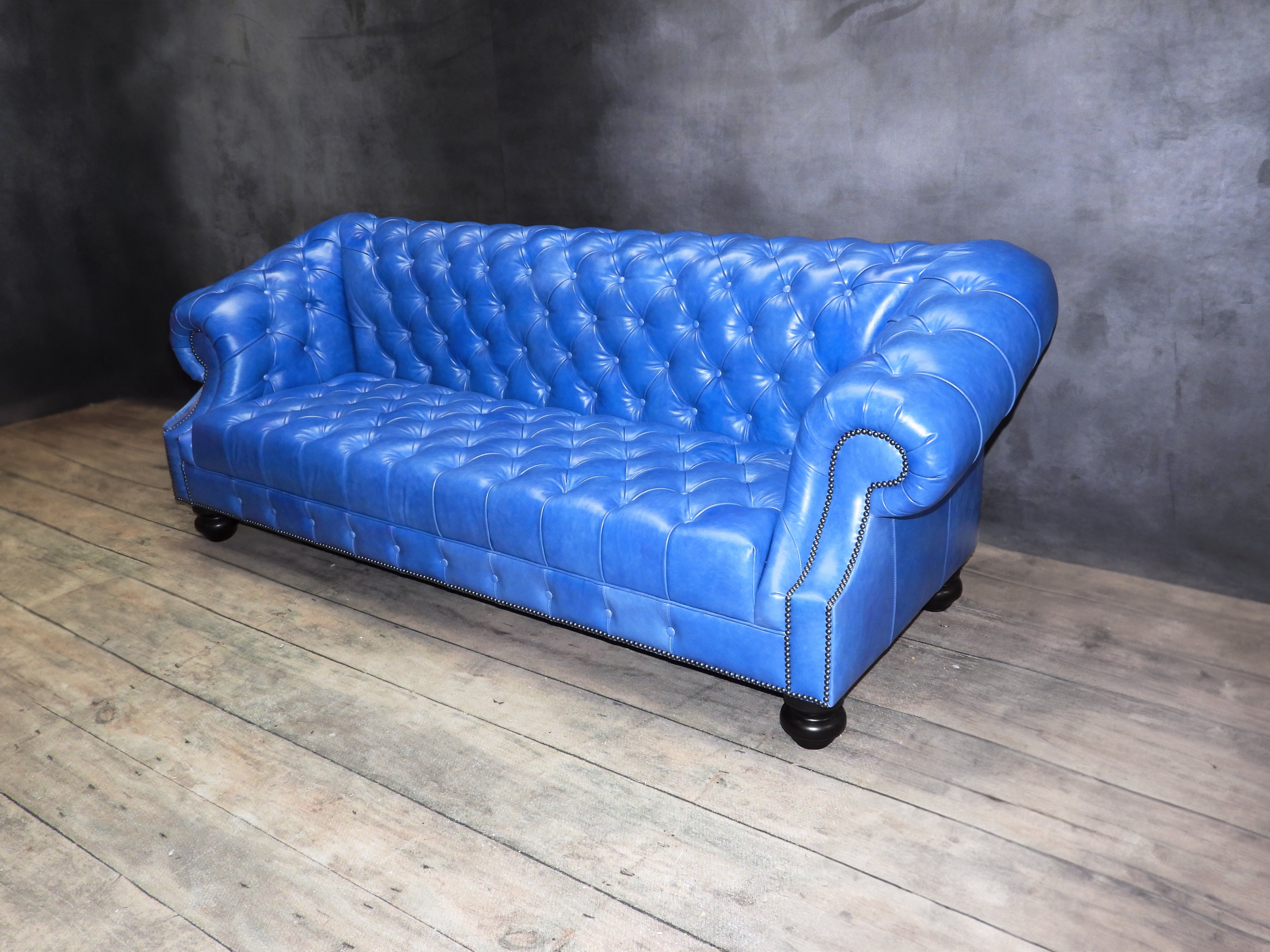 Premium Edinburgh Leather Sofa - Genuine Top Grain Leather, Modern Design for Living Room & Lounge - Comfortable & Durable Sofa for Home, Office, or Entertainment Spaces