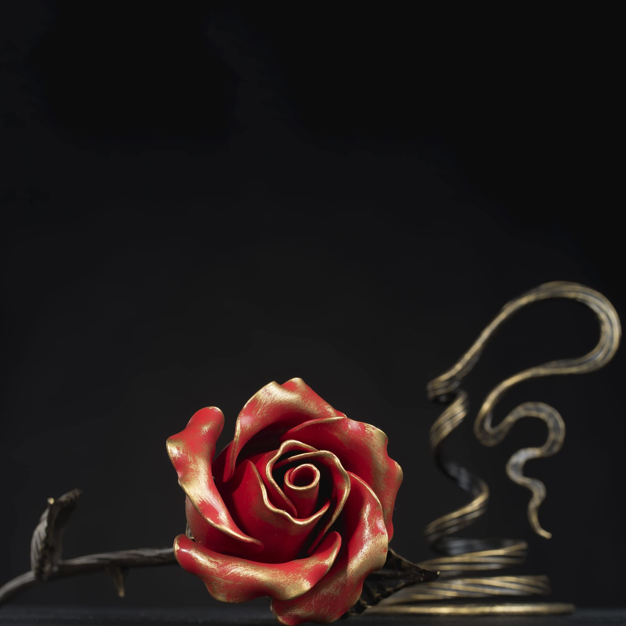 Custom Engraved Red Iron Rose - Handmade Metal Flower Gift for Anniversary, Valentine's Day & Home Decor | Personalized Romantic Keepsake for Couples
