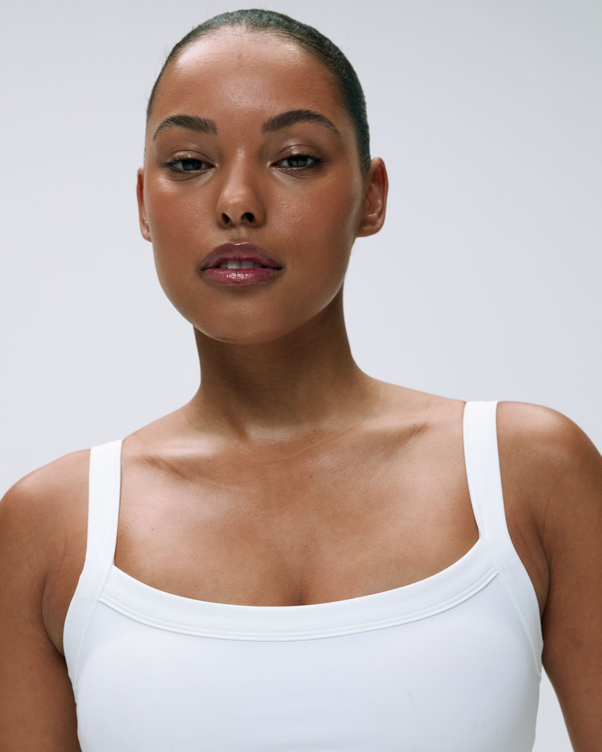 Ultimate Wide Binding Bra - Comfortable & Supportive White Sports Bra for Yoga, Running & Workouts