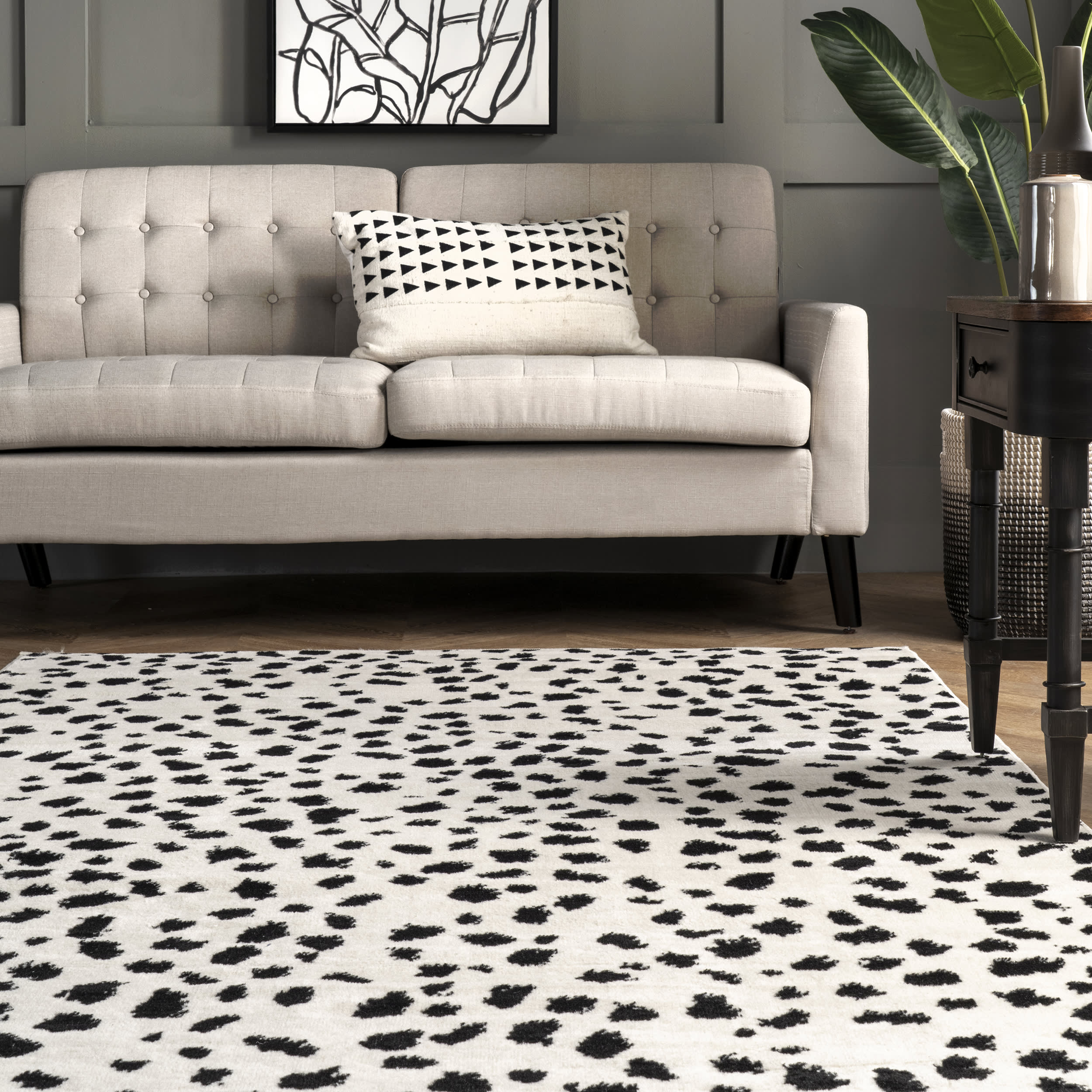 Cheetah Print Area Rug - Soft Beige Faux Fur Carpet for Living Room, Bedroom & Nursery Decor