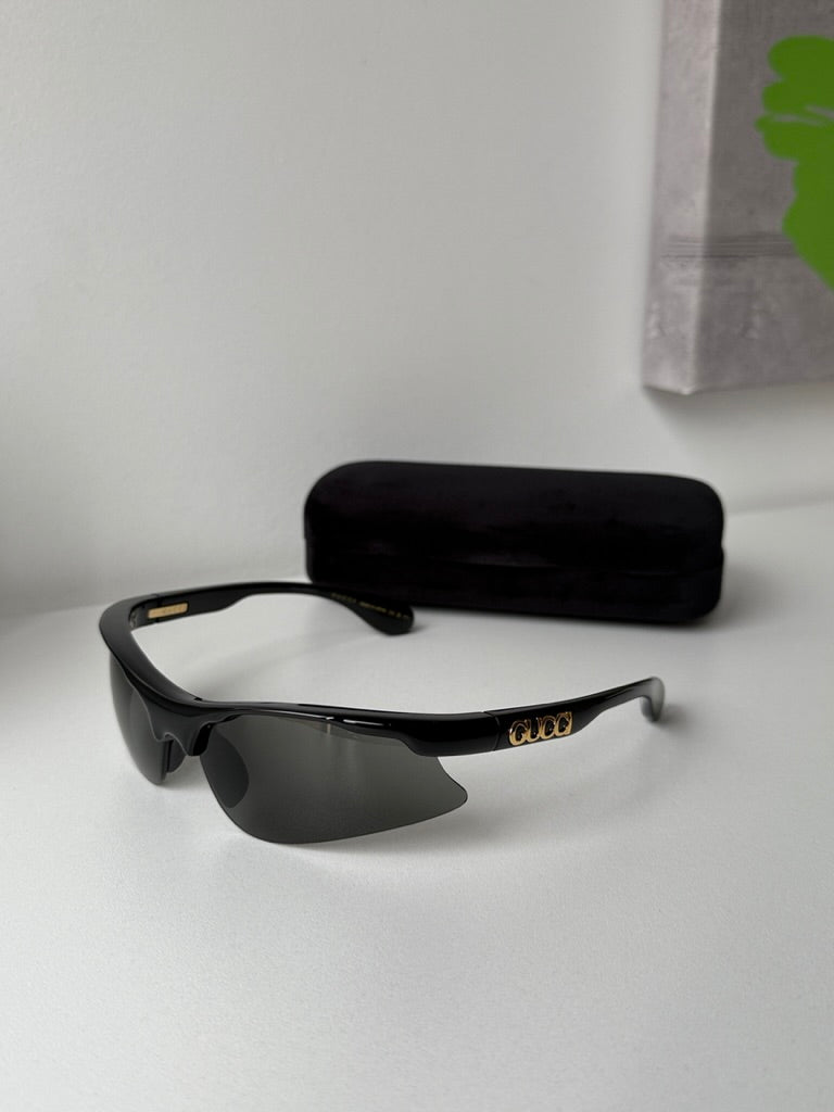 Gucci GG1774S Black Wrap Sunglasses for Women - Stylish UV Protection Shades for Outdoor, Beach & Driving