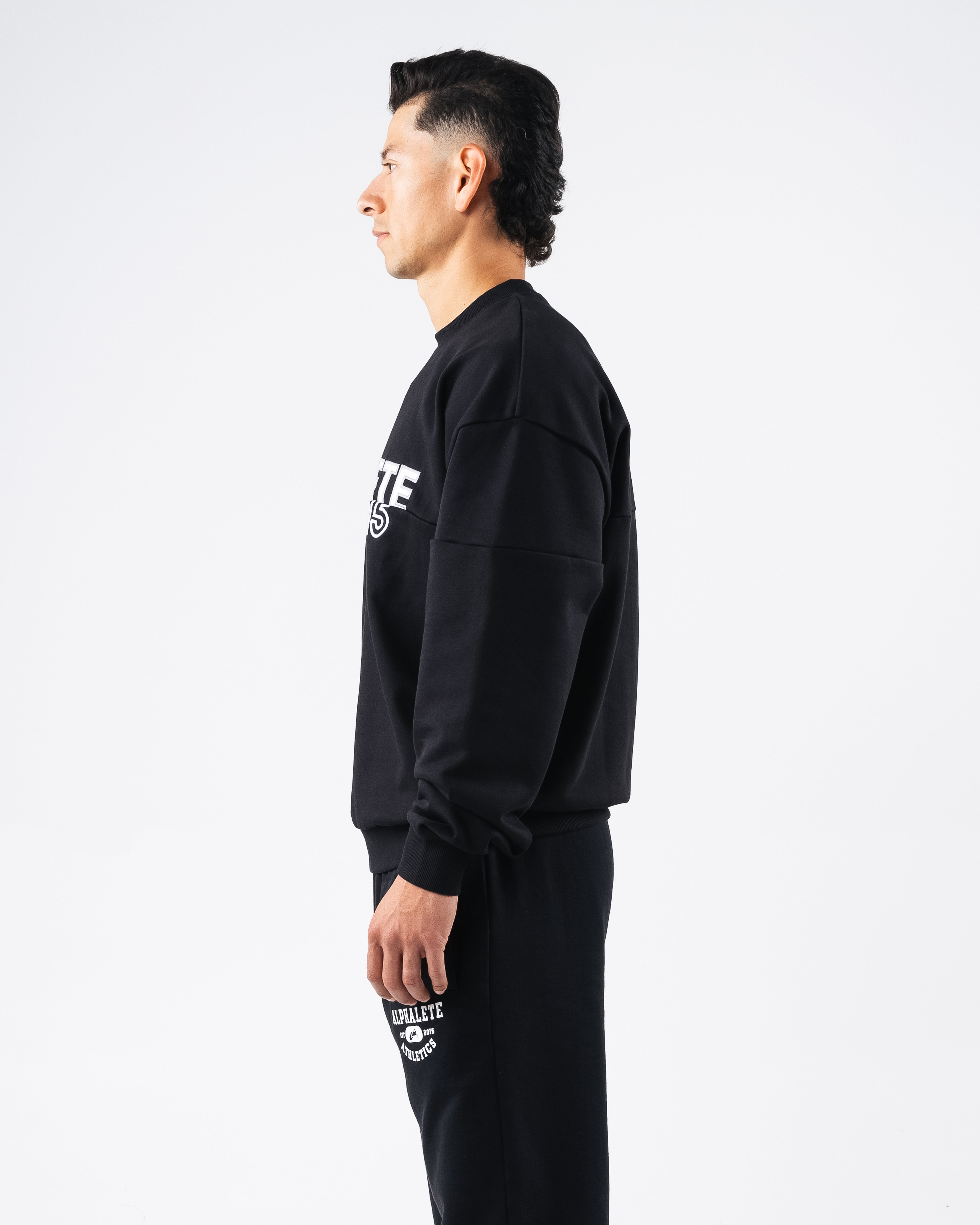Establishment Split Crewneck Sweatshirt - Black | Men's Casual Pullover for Streetwear & Everyday Comfort