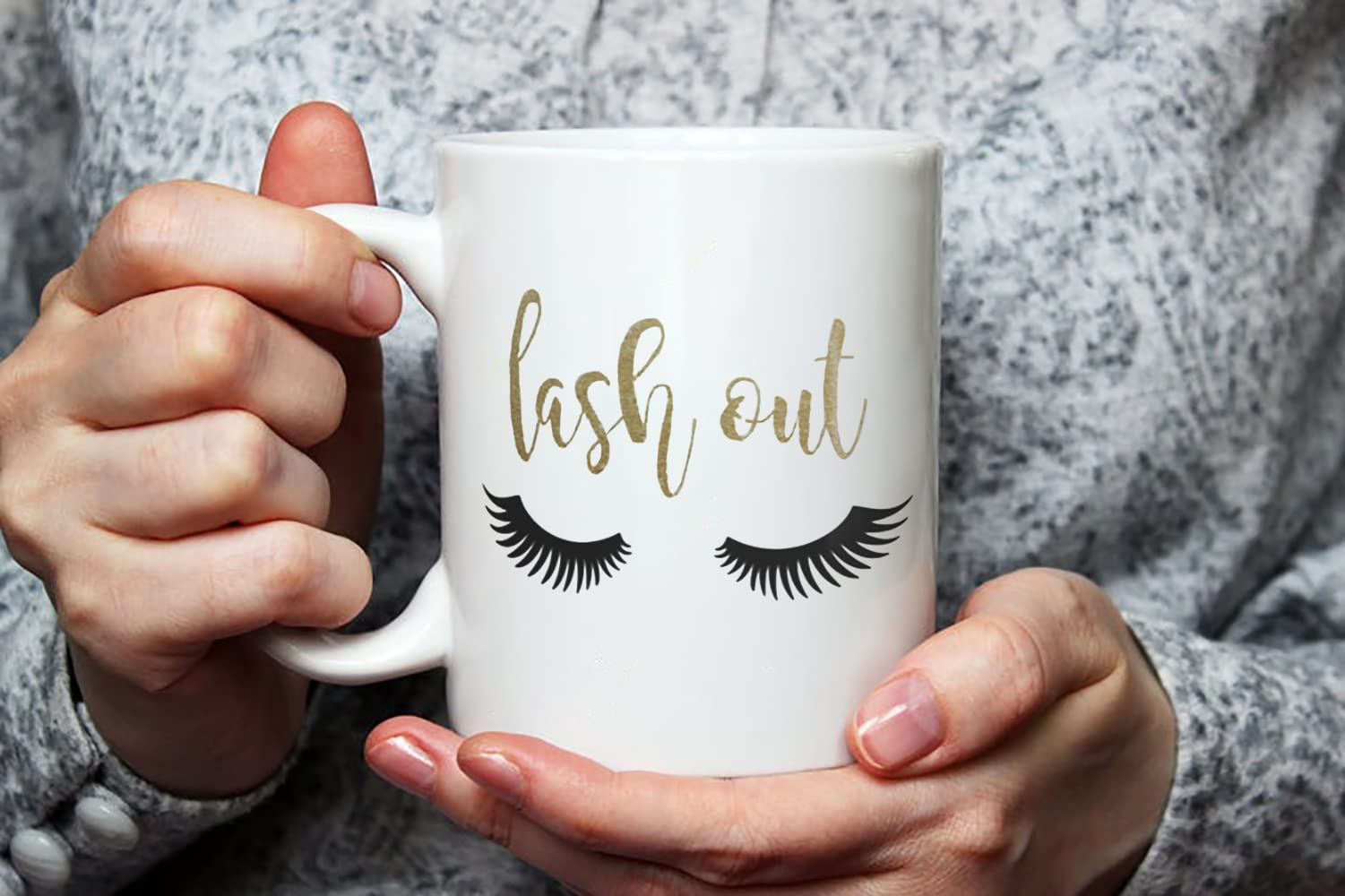 Fonhark Lash Out Makeup Lover Coffee Mug - 11oz Novelty Mascara Eyelash Themed Cup - Perfect Gift for Cosmetics Enthusiasts - Great for Morning Coffee, Makeup Brushes Holder & Office Desk Decor (White)