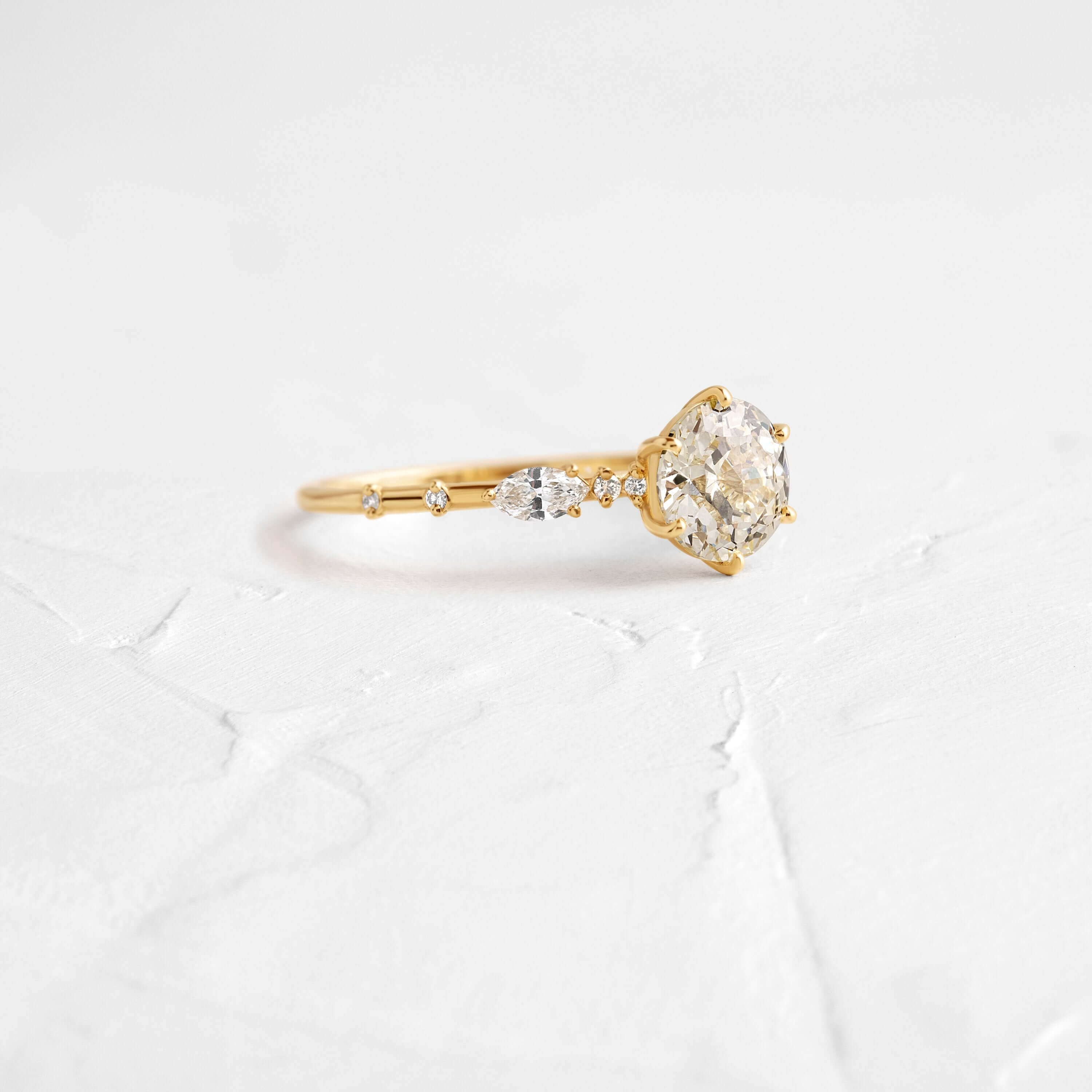 1.17ct Antique Round Cut Natural Champagne Diamond Ring for Women - Vintage Style Canvas Ring - Perfect for Engagement, Wedding & Anniversary Gifts