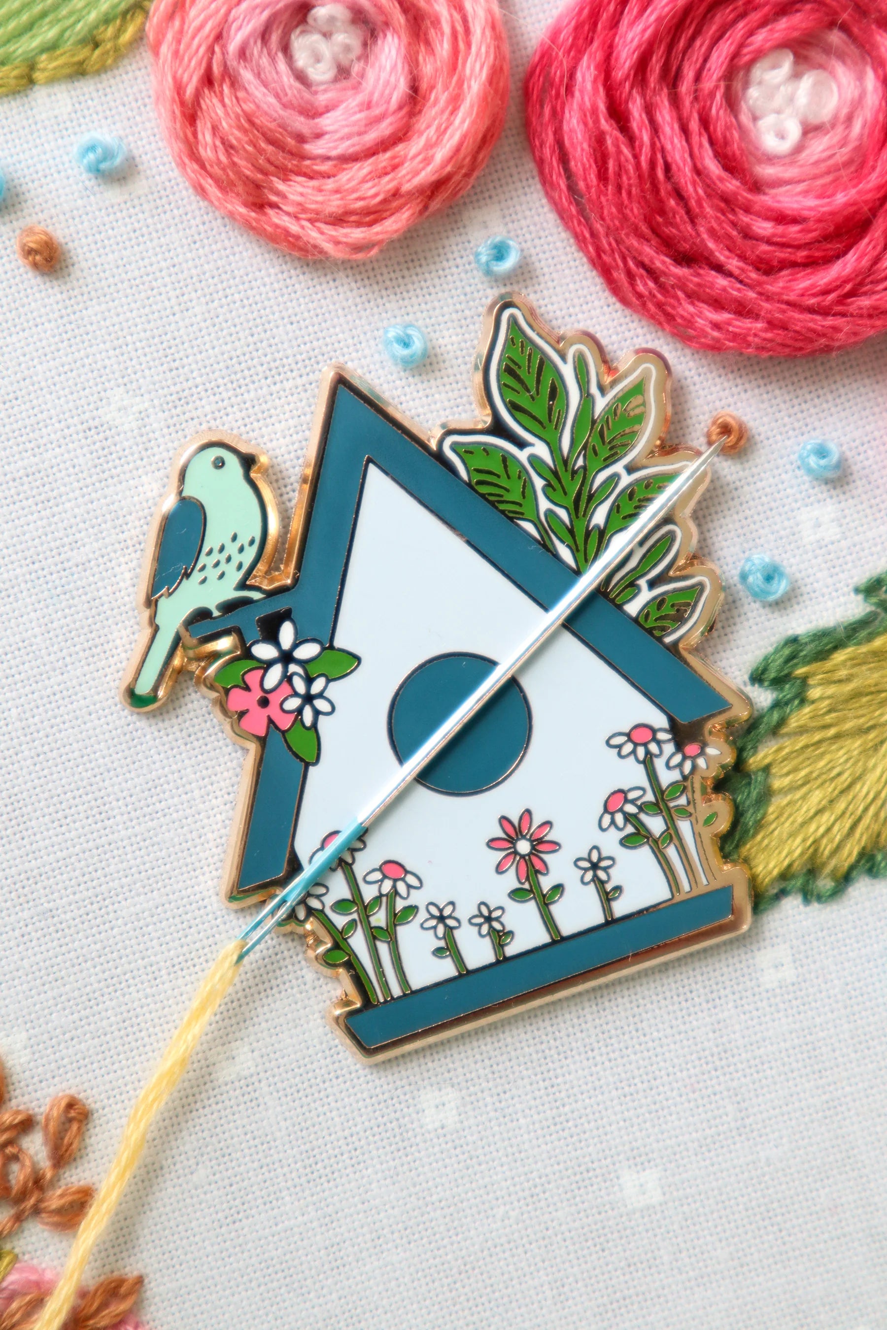 Flamingo Toes Needle Minder - MELODY LANE BIRDHOUSE Magnetic Pin Cushion for Sewing, Quilting & Embroidery | Perfect Craft Accessory for Needlework & Fabric Projects